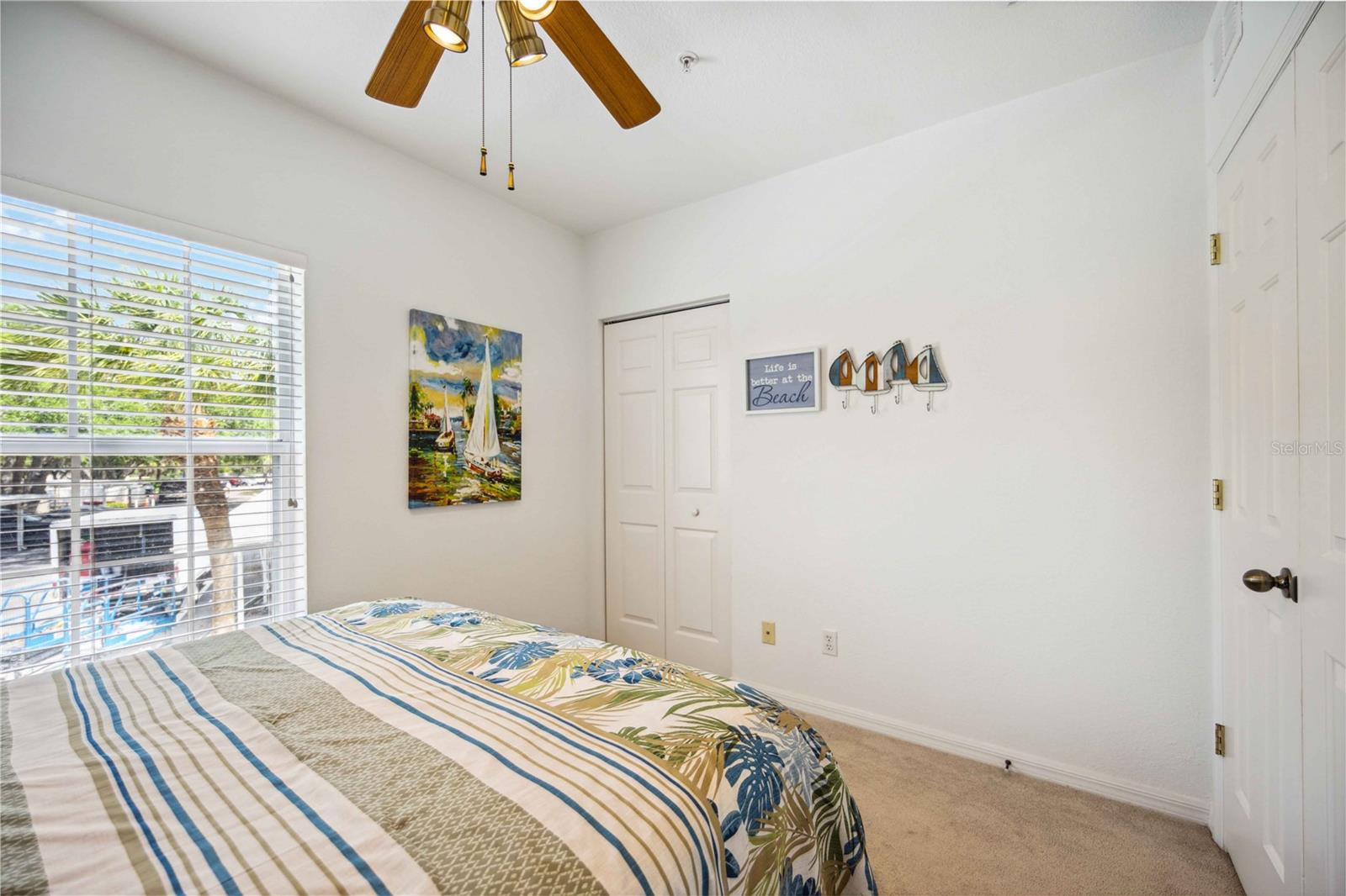 Image 26 of 37 For 19325 Water Oak Drive 201