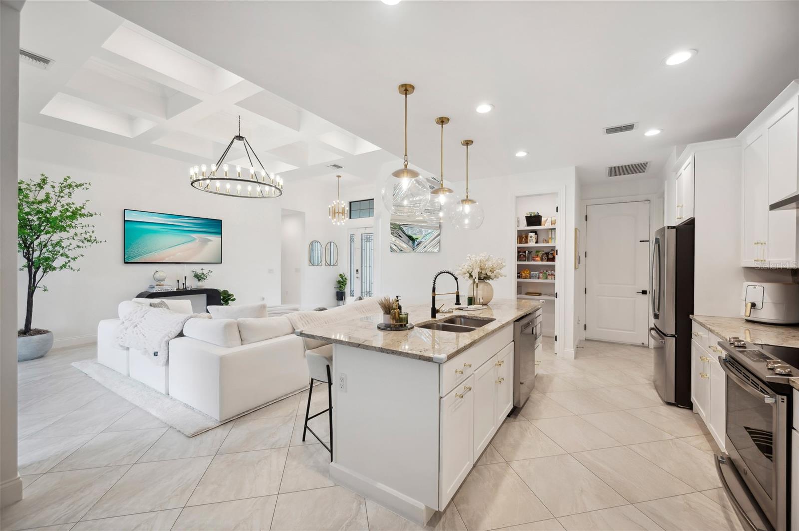 Image 10 of 42 For 1099 Cimarron Drive