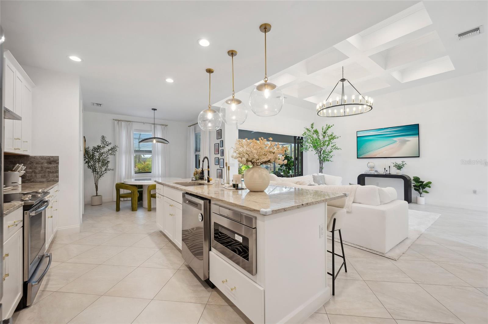 Image 11 of 42 For 1099 Cimarron Drive