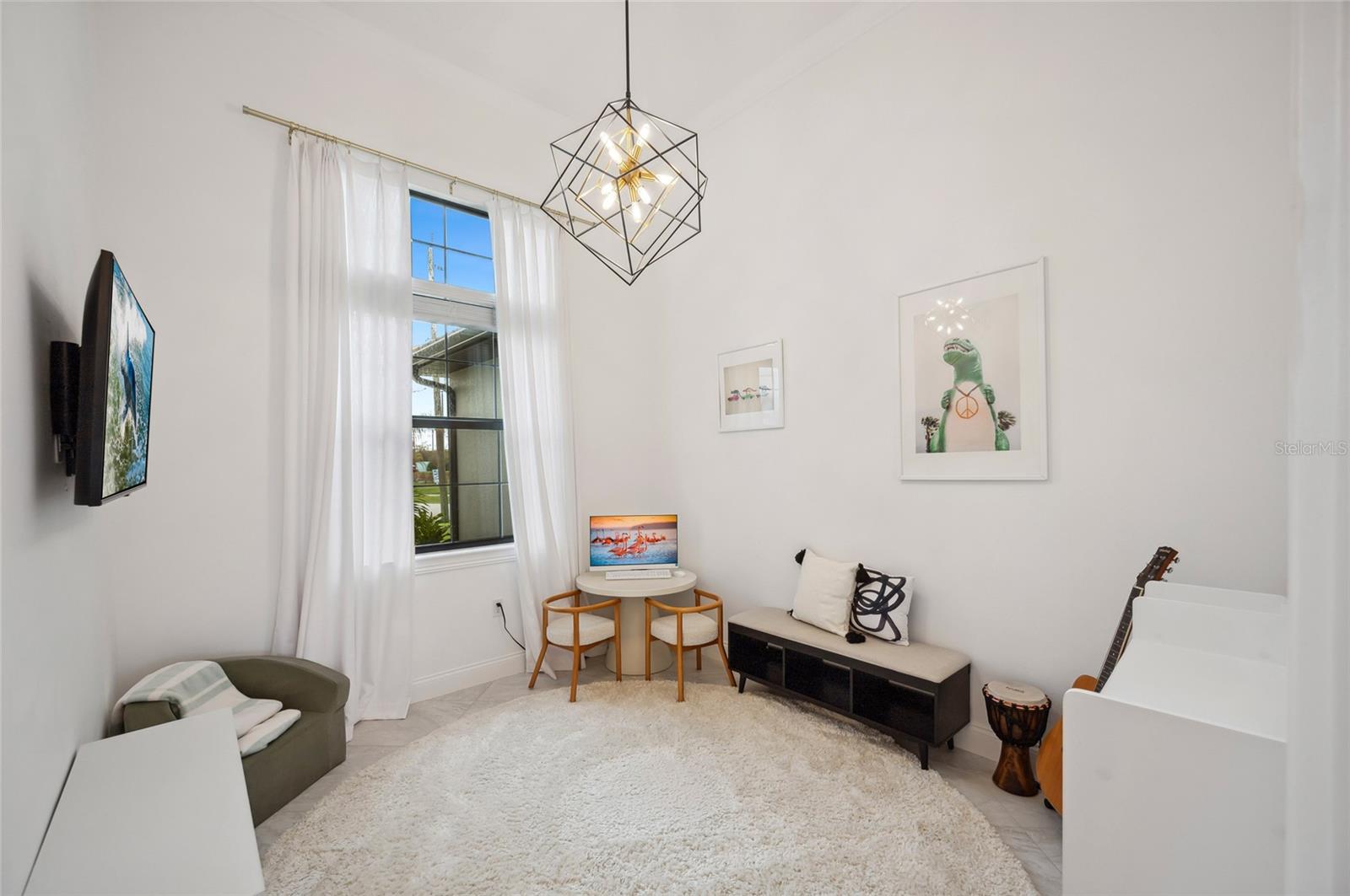 Image 14 of 42 For 1099 Cimarron Drive