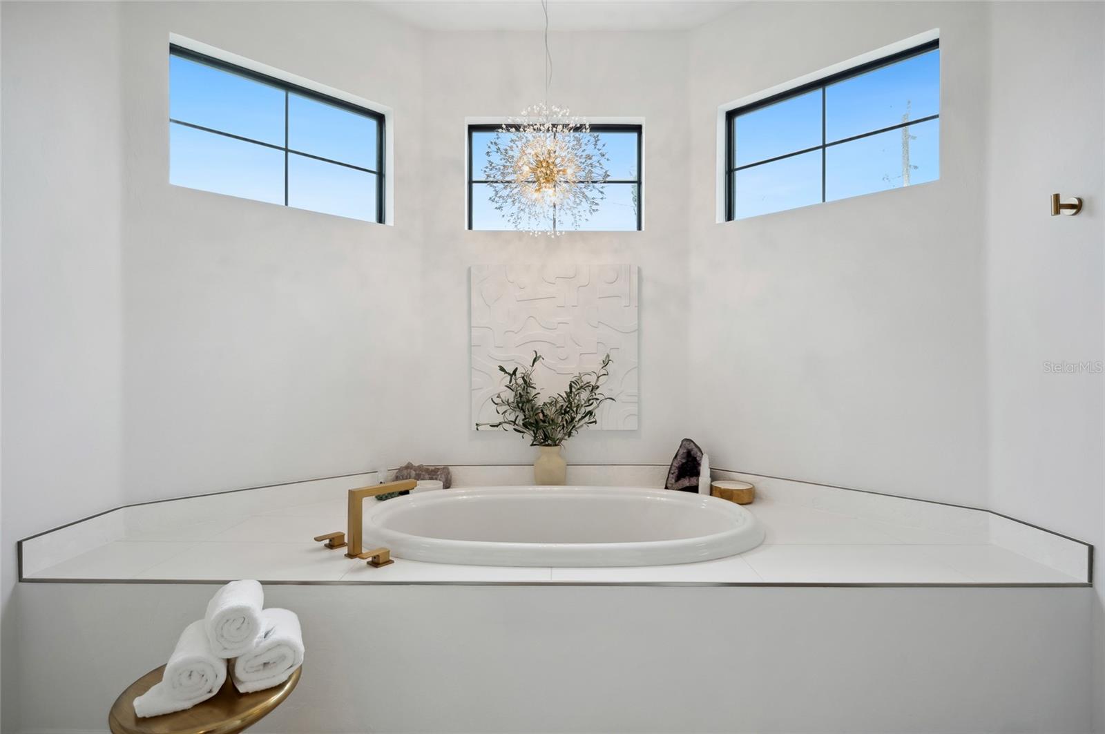 Image 17 of 42 For 1099 Cimarron Drive