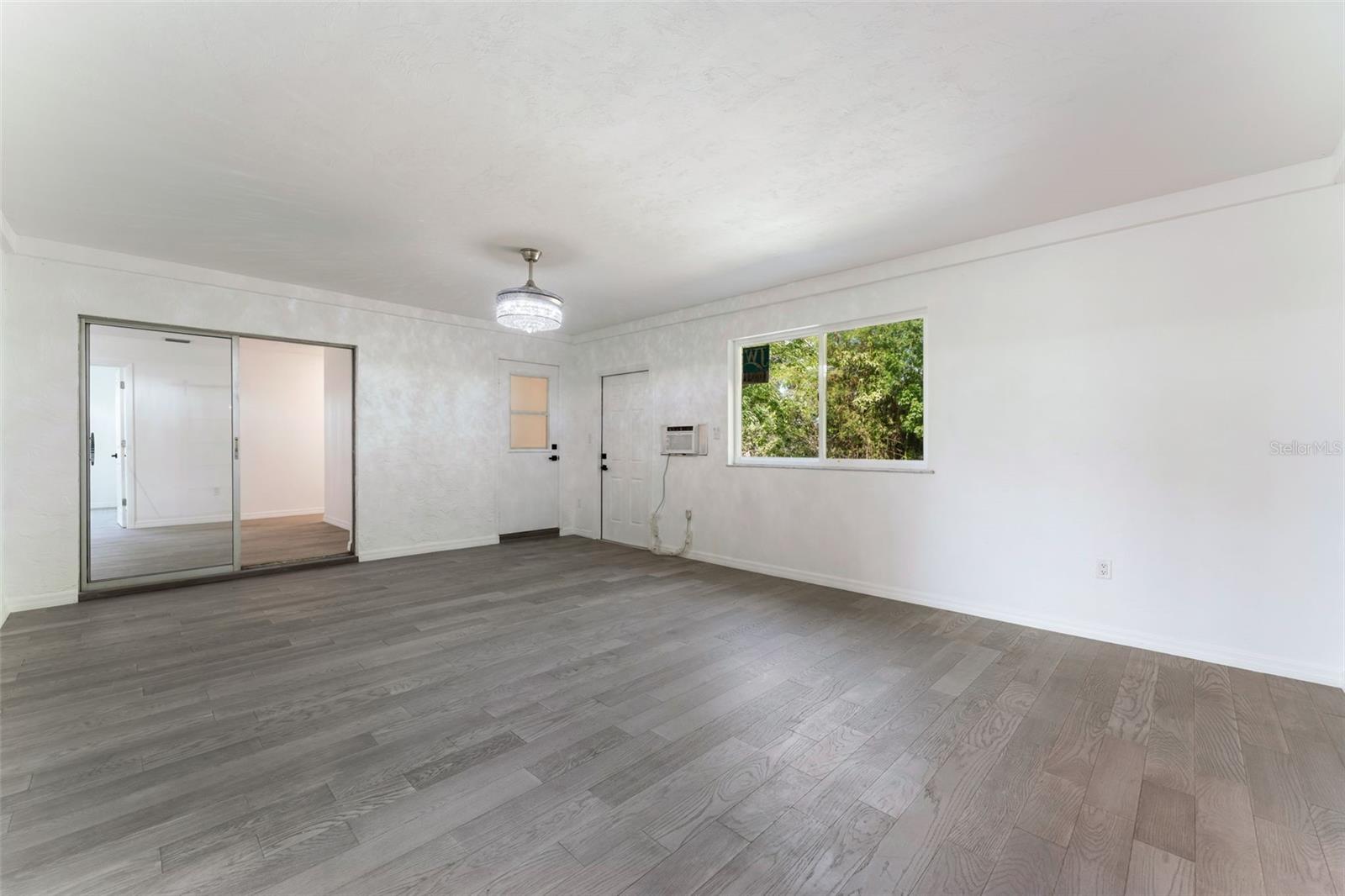 Image 20 of 55 For 1231 Beacon Drive