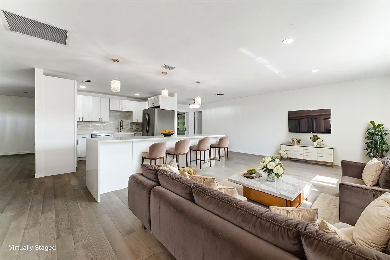 Image 5 of 55 For 1231 Beacon Drive