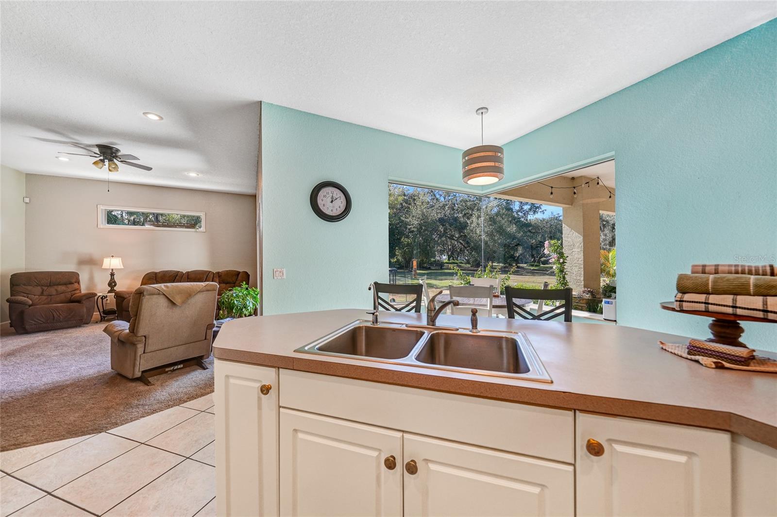 Image 10 of 50 For 2038 & 2066 Voss Oaks Circle