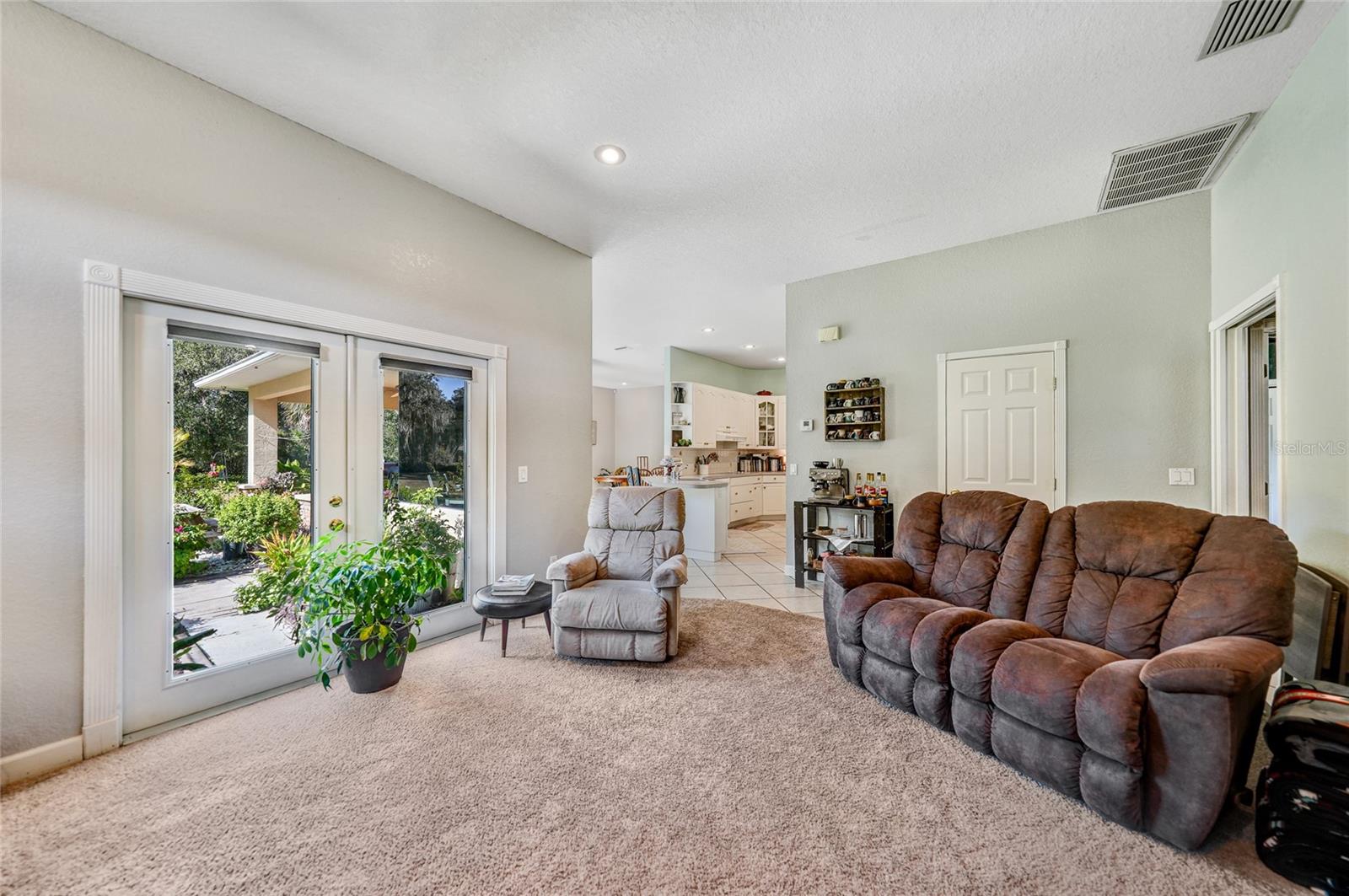 Image 13 of 50 For 2038 & 2066 Voss Oaks Circle