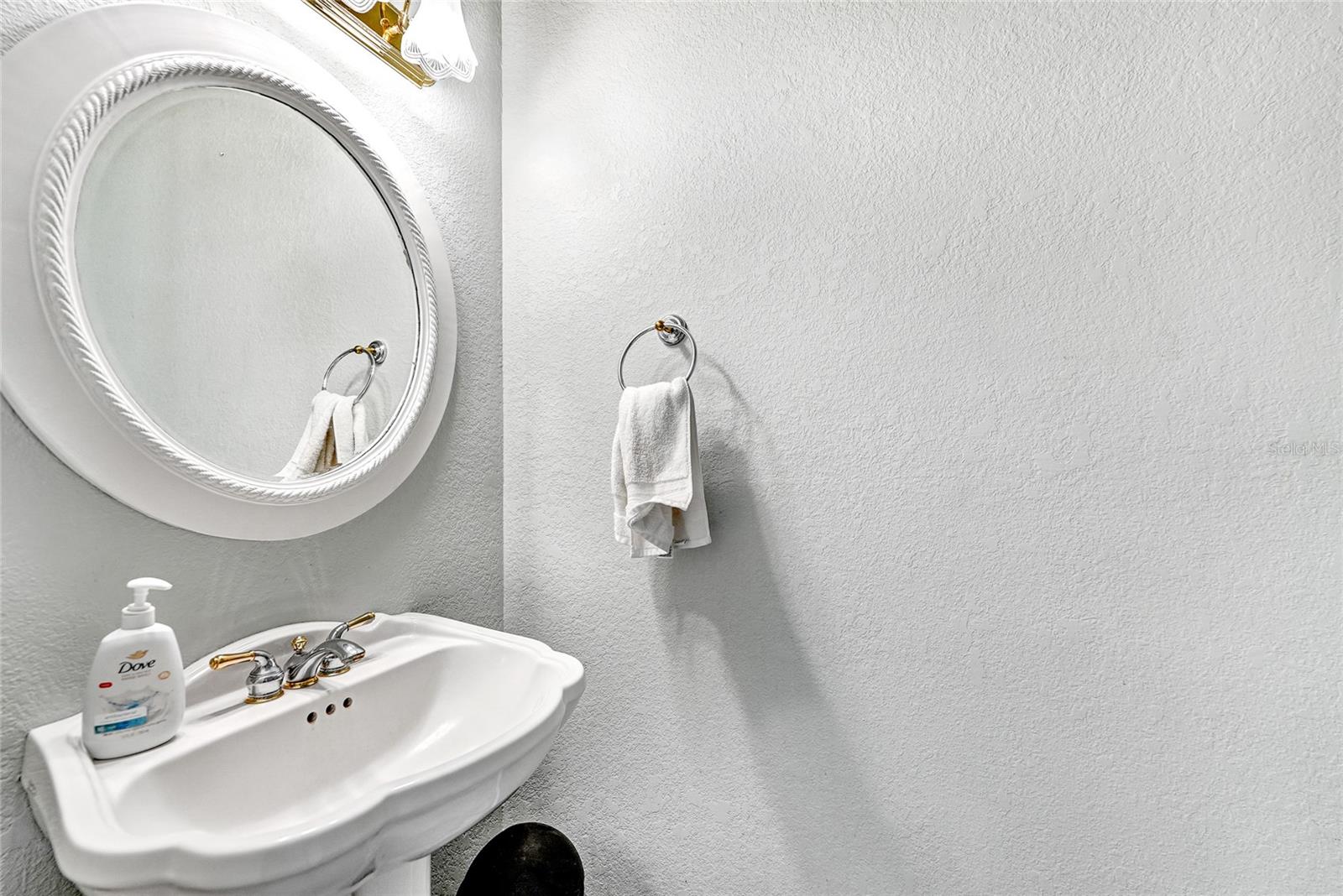 Image 14 of 50 For 2038 & 2066 Voss Oaks Circle