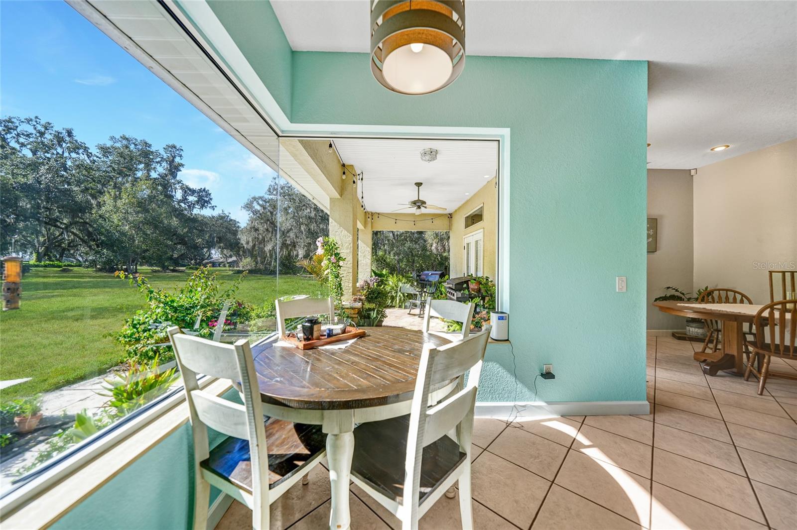 Image 6 of 50 For 2038 & 2066 Voss Oaks Circle