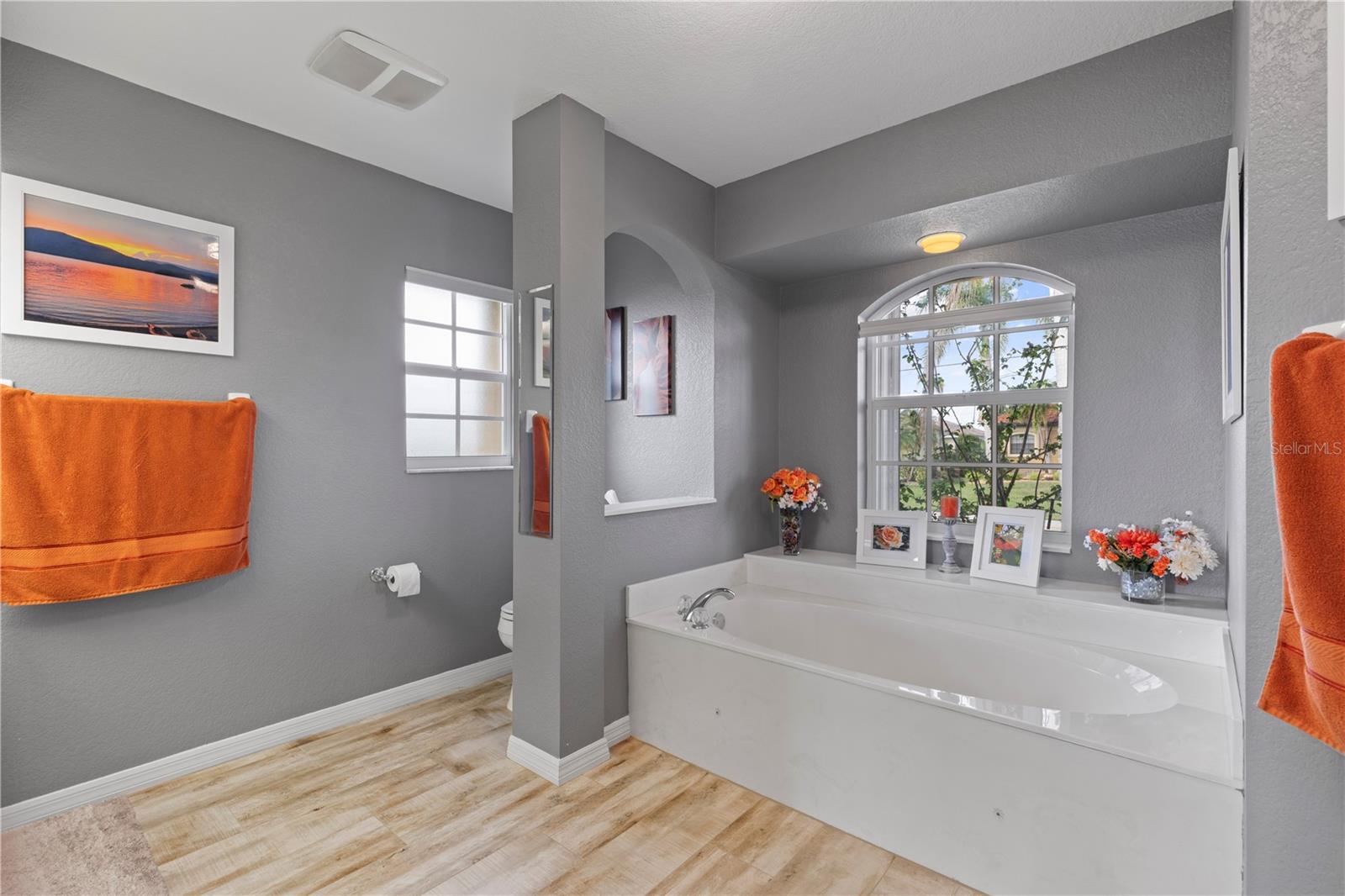 Image 31 of 54 For 4077 La Costa Island Court