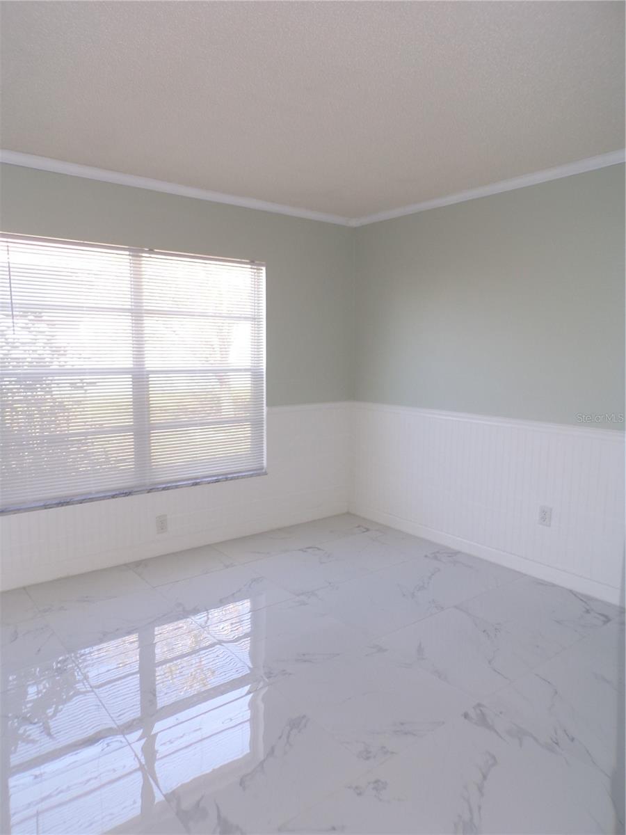 Image 20 of 34 For 132 Leland Street Sw