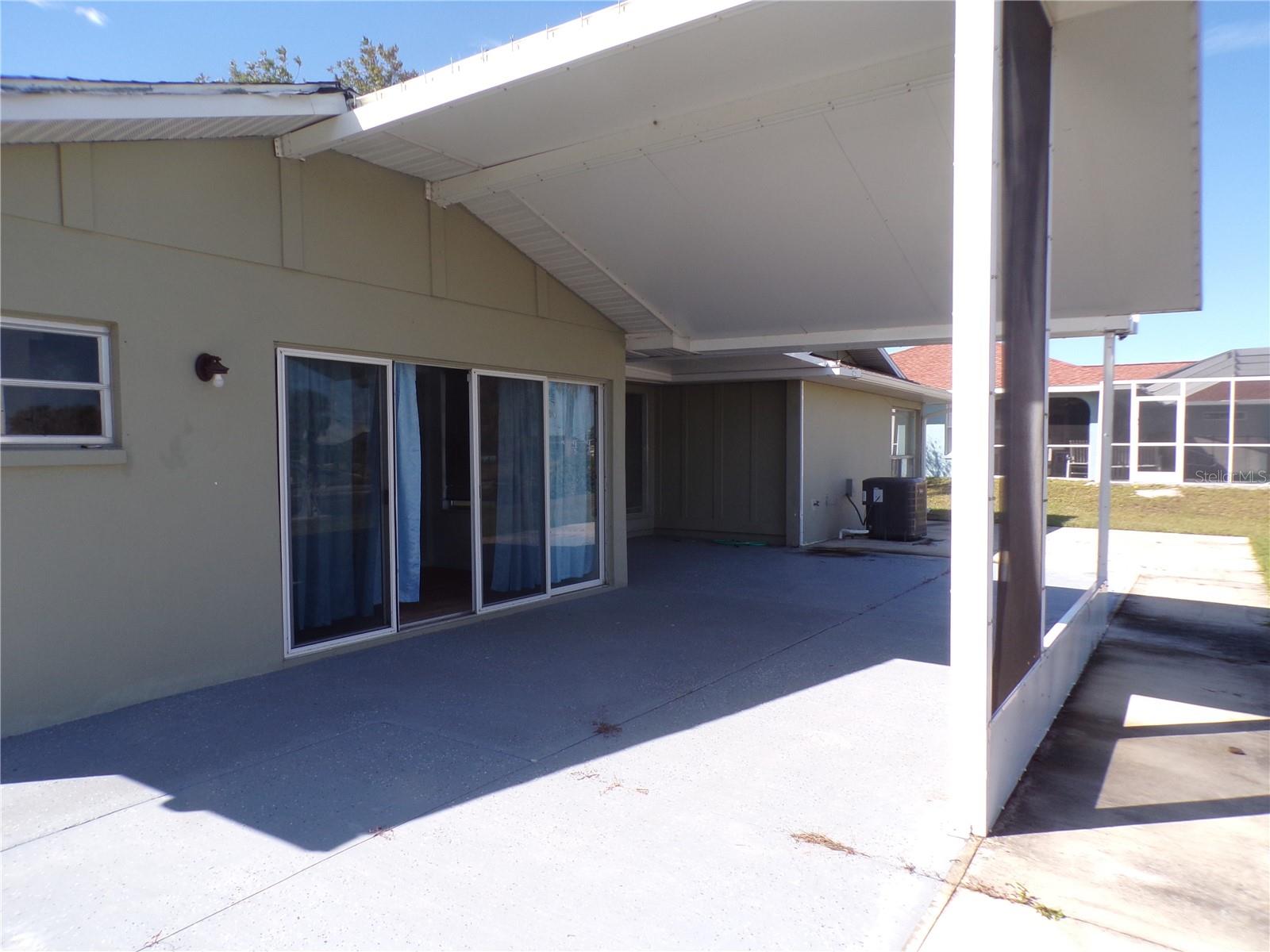 Image 26 of 34 For 132 Leland Street Sw