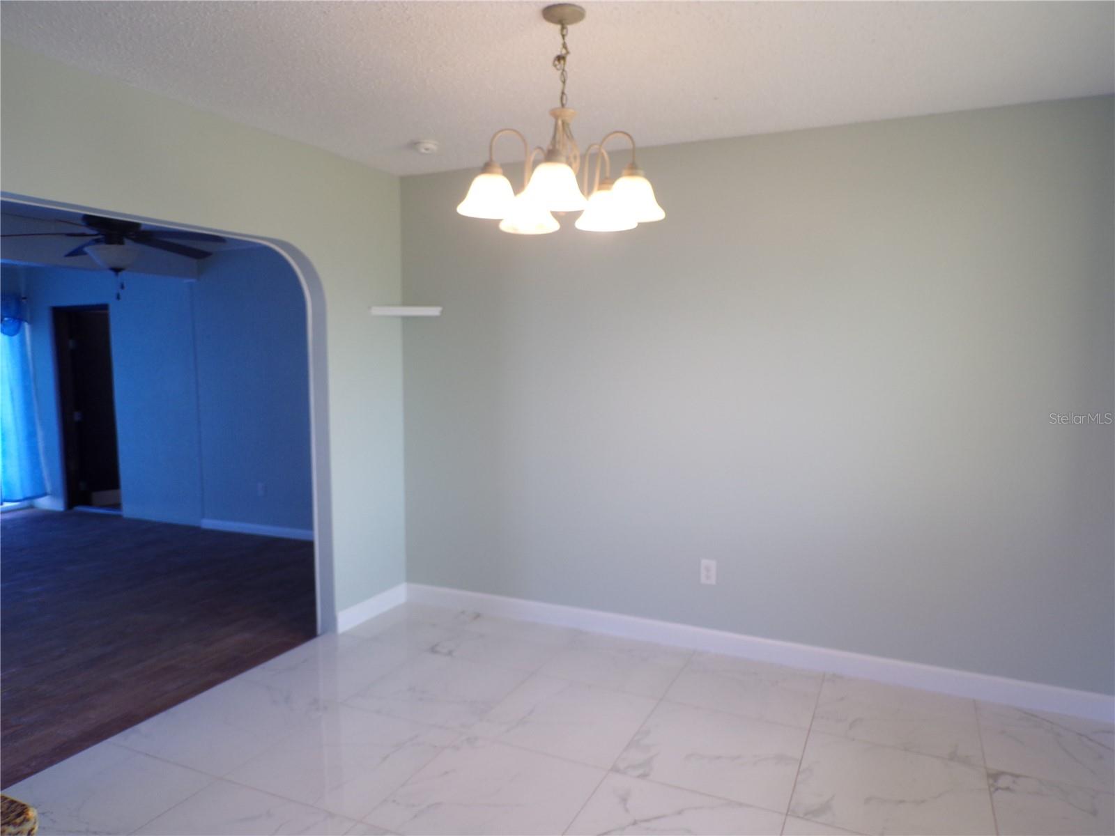 Image 3 of 34 For 132 Leland Street Sw