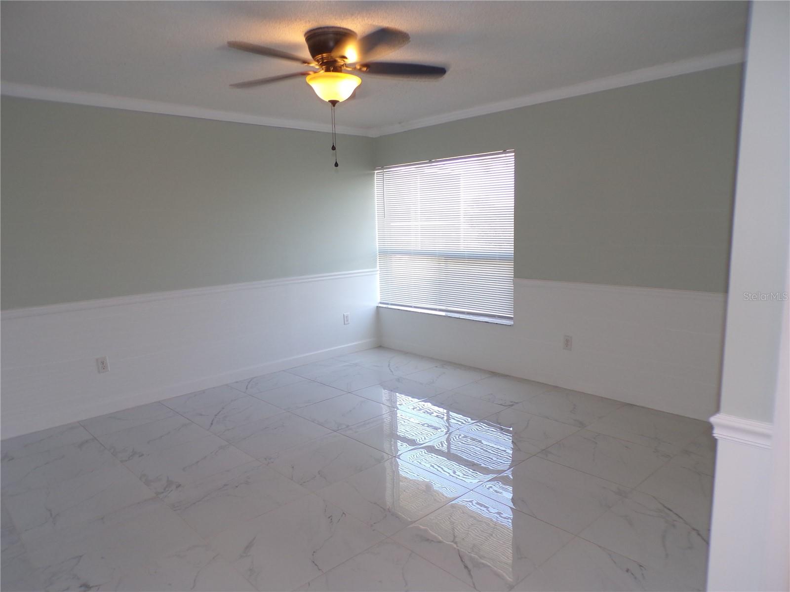 Image 4 of 34 For 132 Leland Street Sw