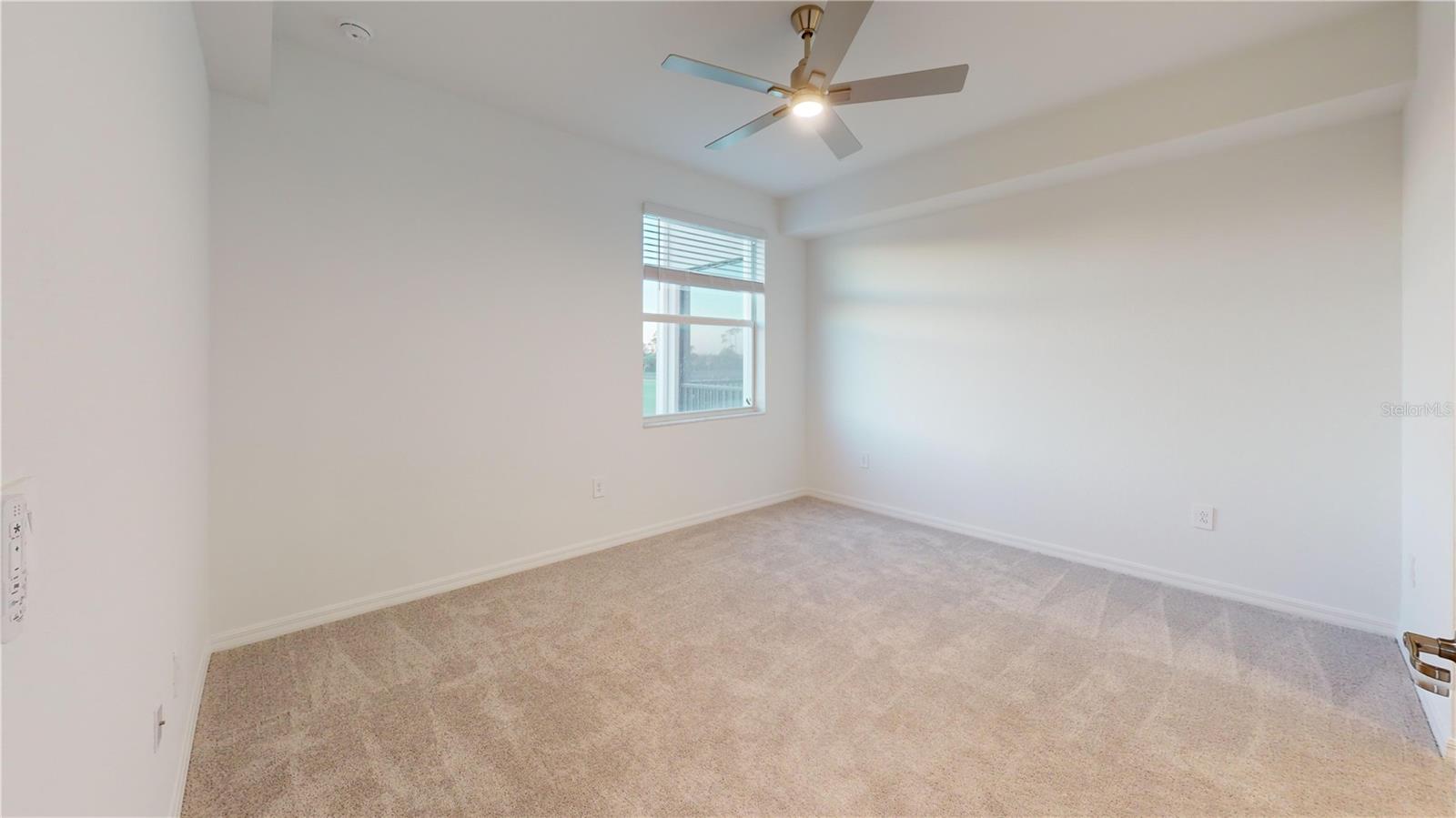 Image 14 of 42 For 17595 Opal Sand Drive 201