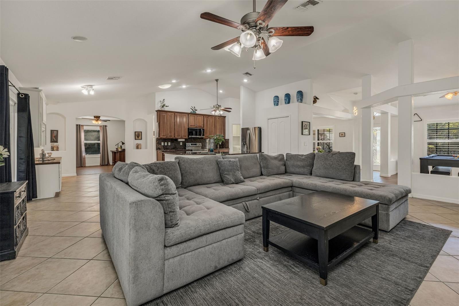 Image 12 of 69 For 15184 Gulistan Avenue