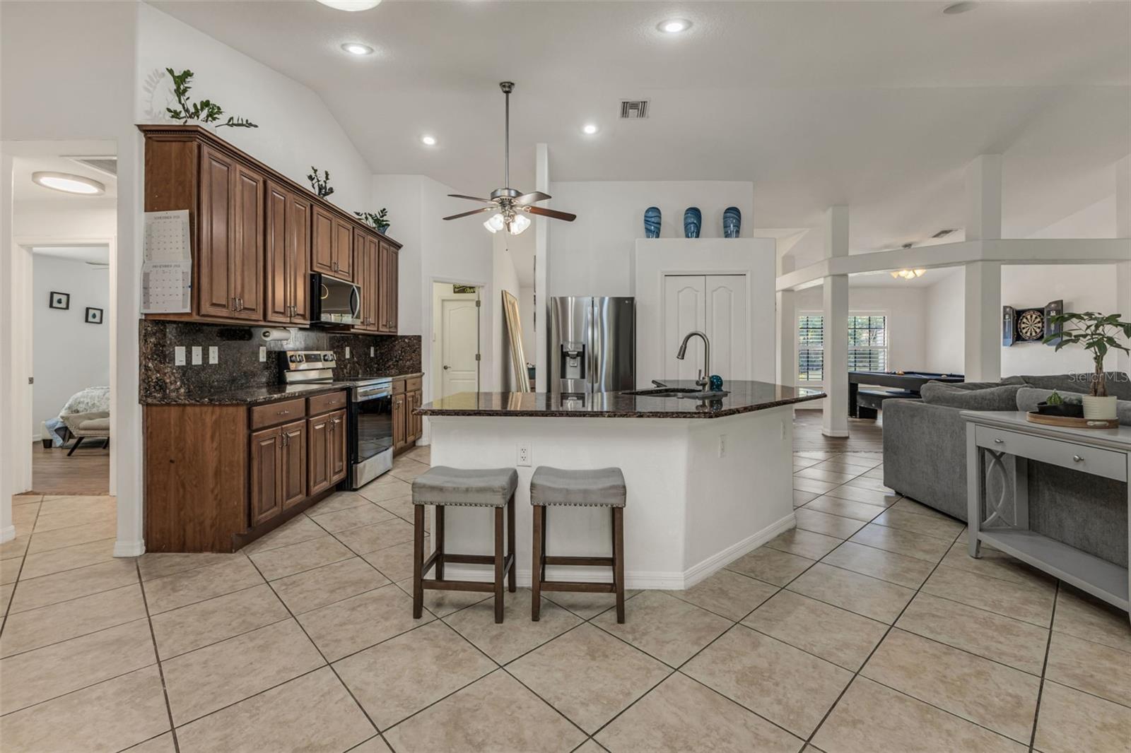 Image 17 of 69 For 15184 Gulistan Avenue