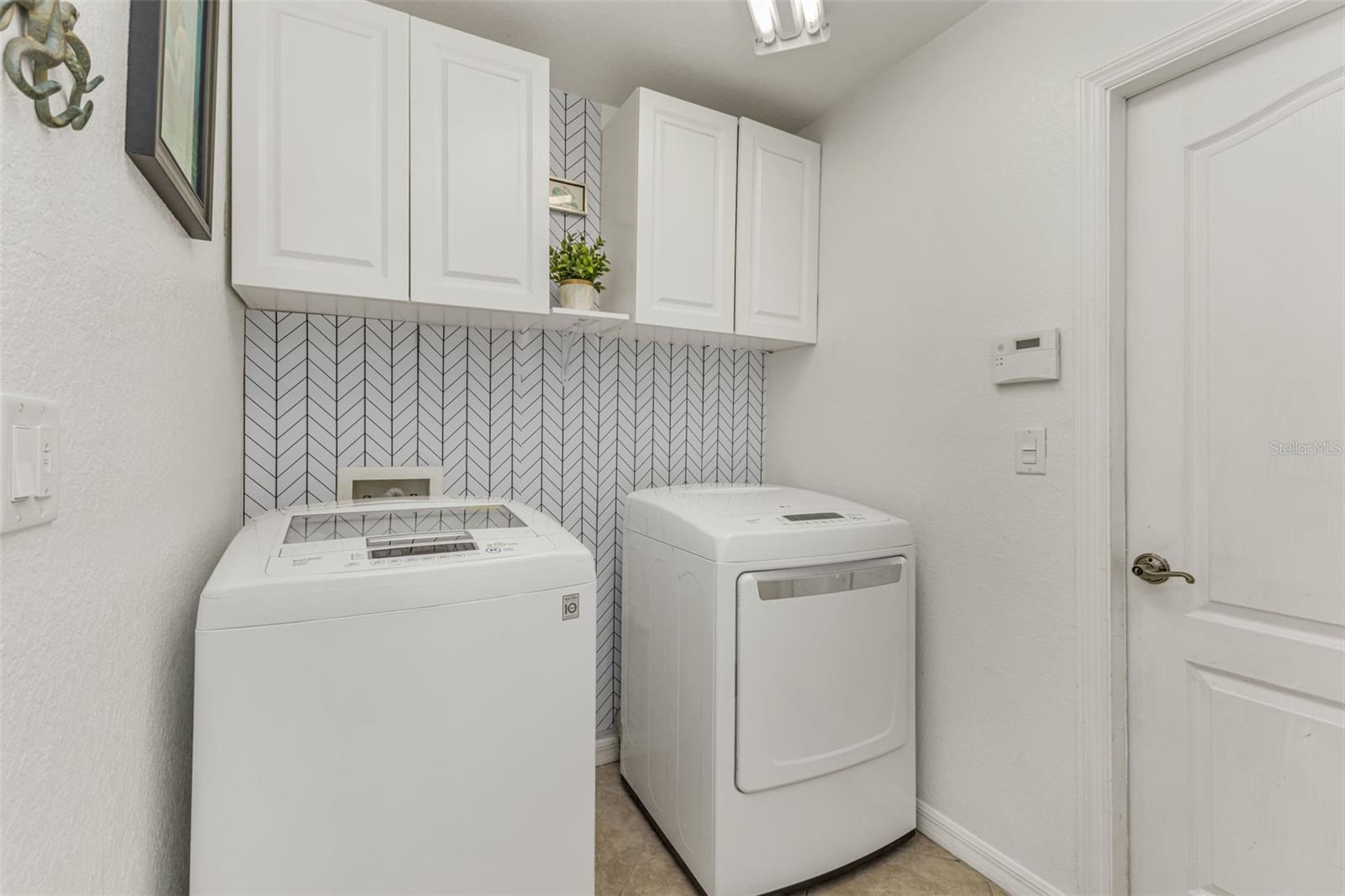 Image 22 of 69 For 15184 Gulistan Avenue