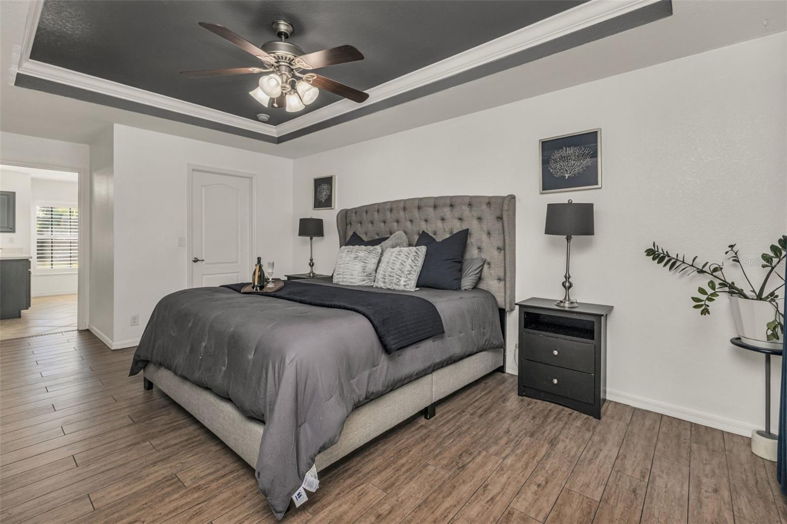 Image 26 of 69 For 15184 Gulistan Avenue