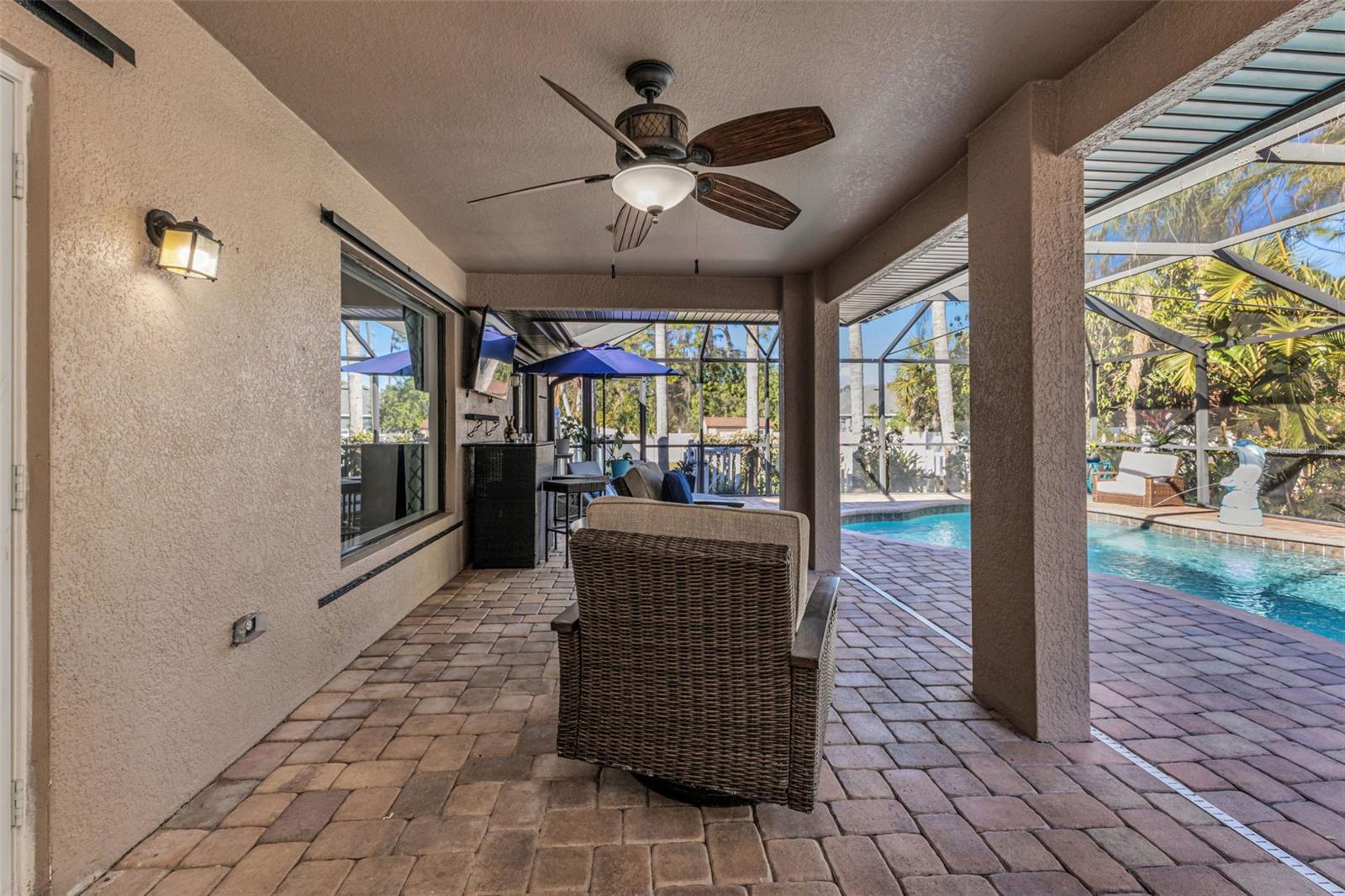 Image 43 of 69 For 15184 Gulistan Avenue