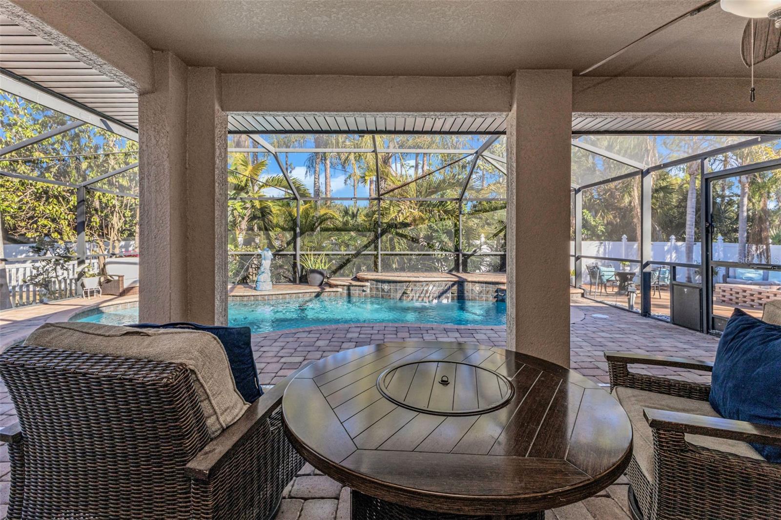 Image 46 of 69 For 15184 Gulistan Avenue