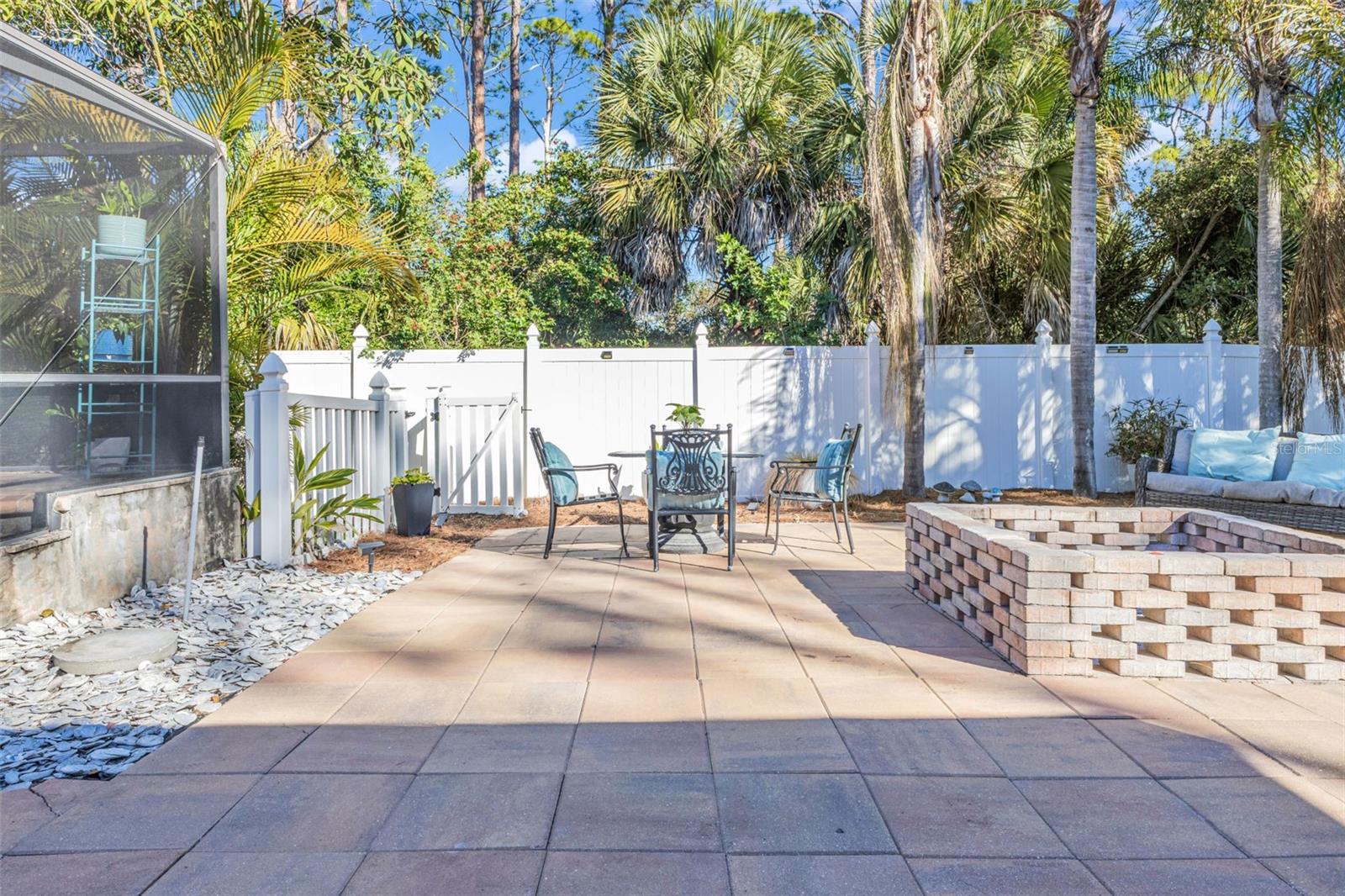 Image 56 of 69 For 15184 Gulistan Avenue