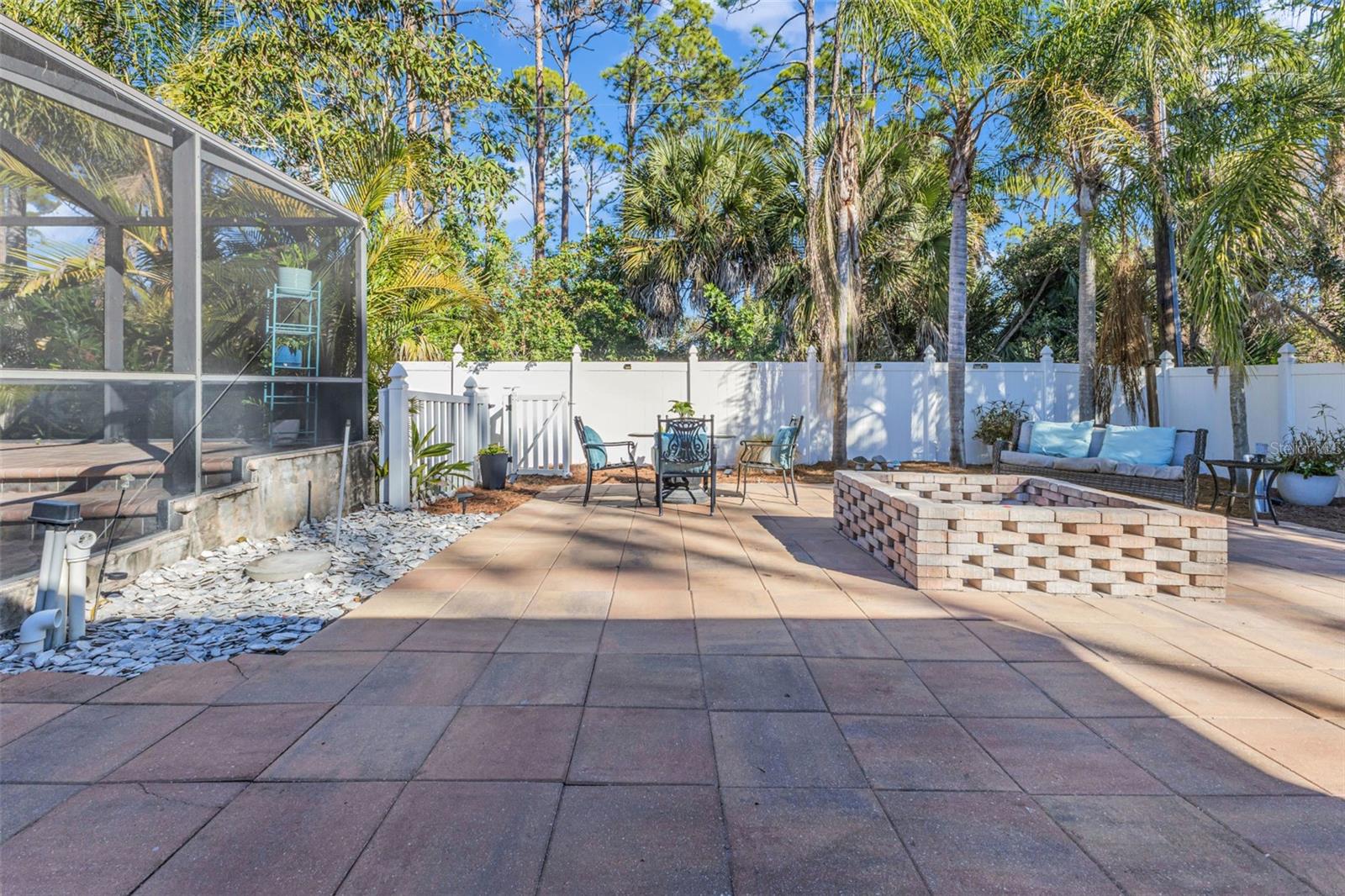 Image 57 of 69 For 15184 Gulistan Avenue