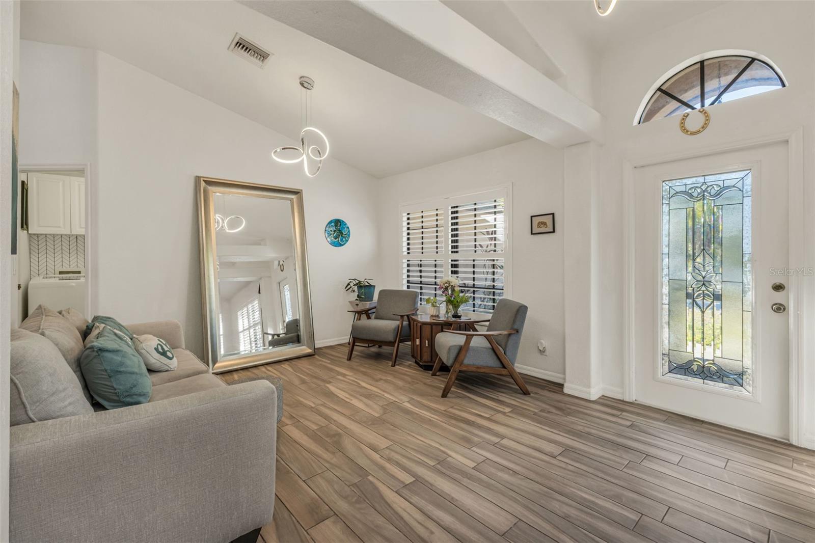 Image 7 of 69 For 15184 Gulistan Avenue