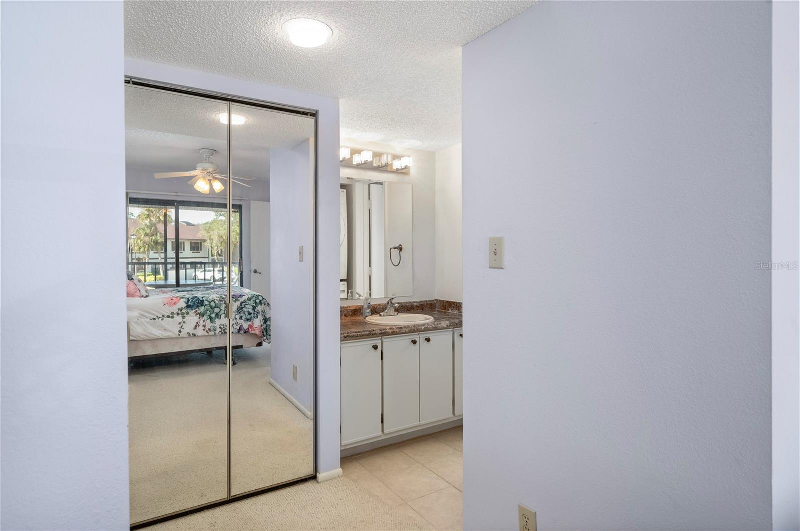 Image 18 of 43 For 19505 Quesada Avenue U203