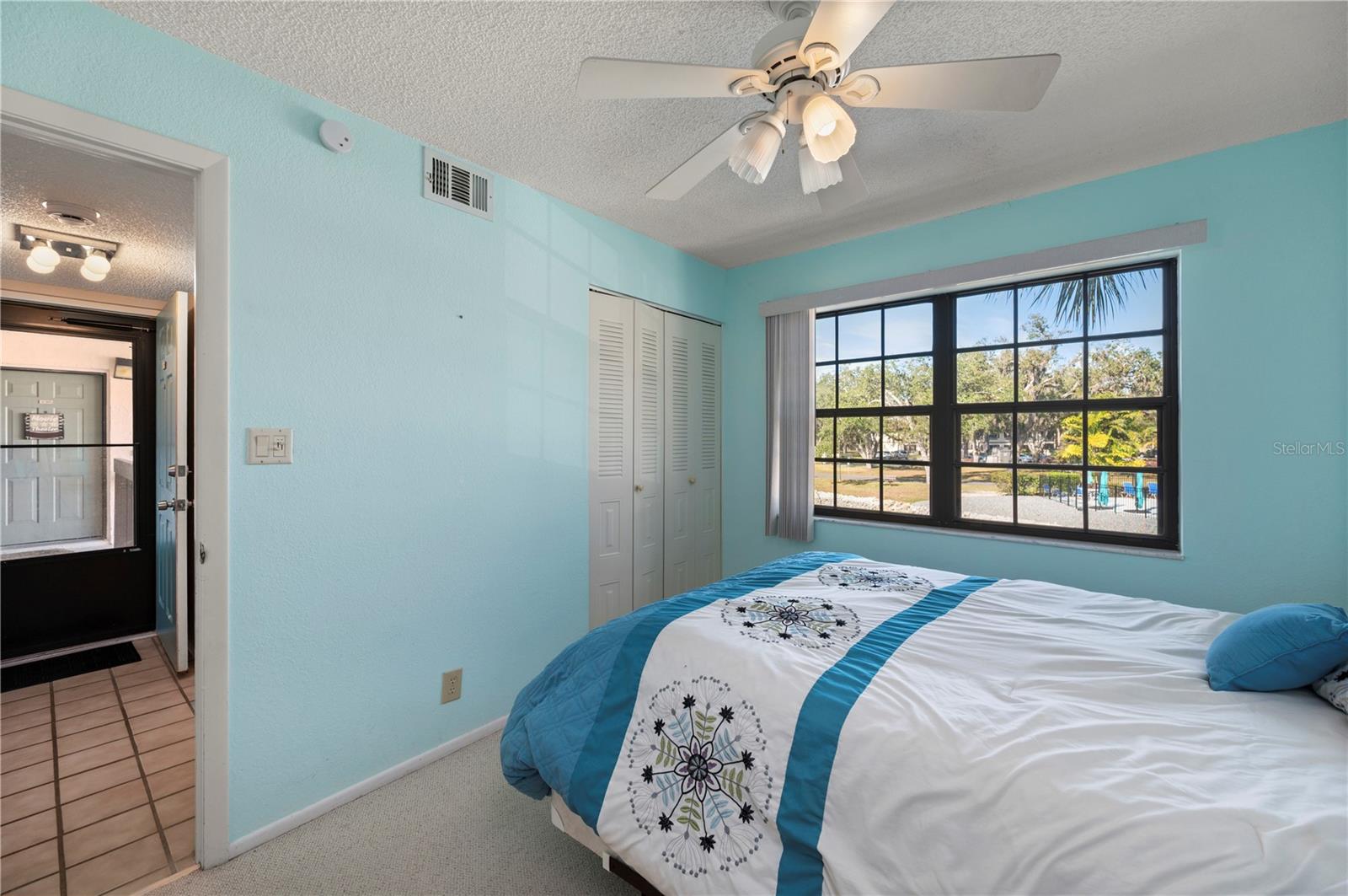 Image 23 of 43 For 19505 Quesada Avenue U203