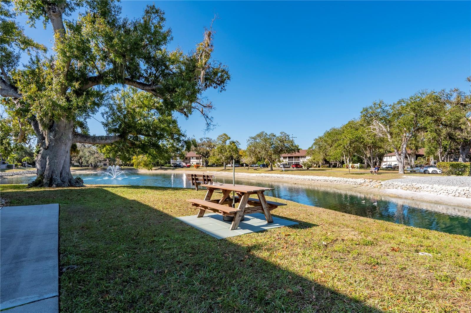 Image 29 of 43 For 19505 Quesada Avenue U203