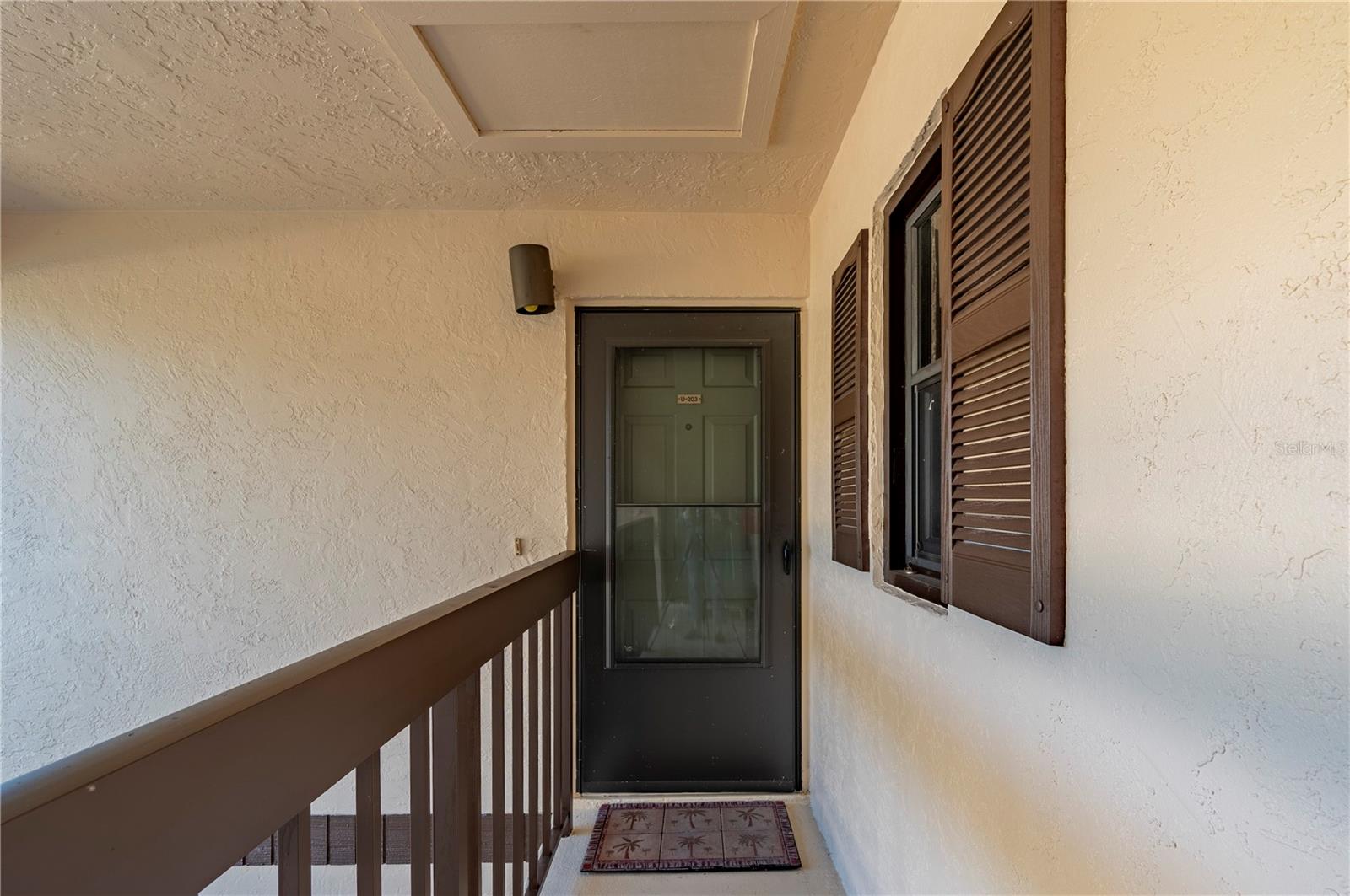 Image 3 of 43 For 19505 Quesada Avenue U203