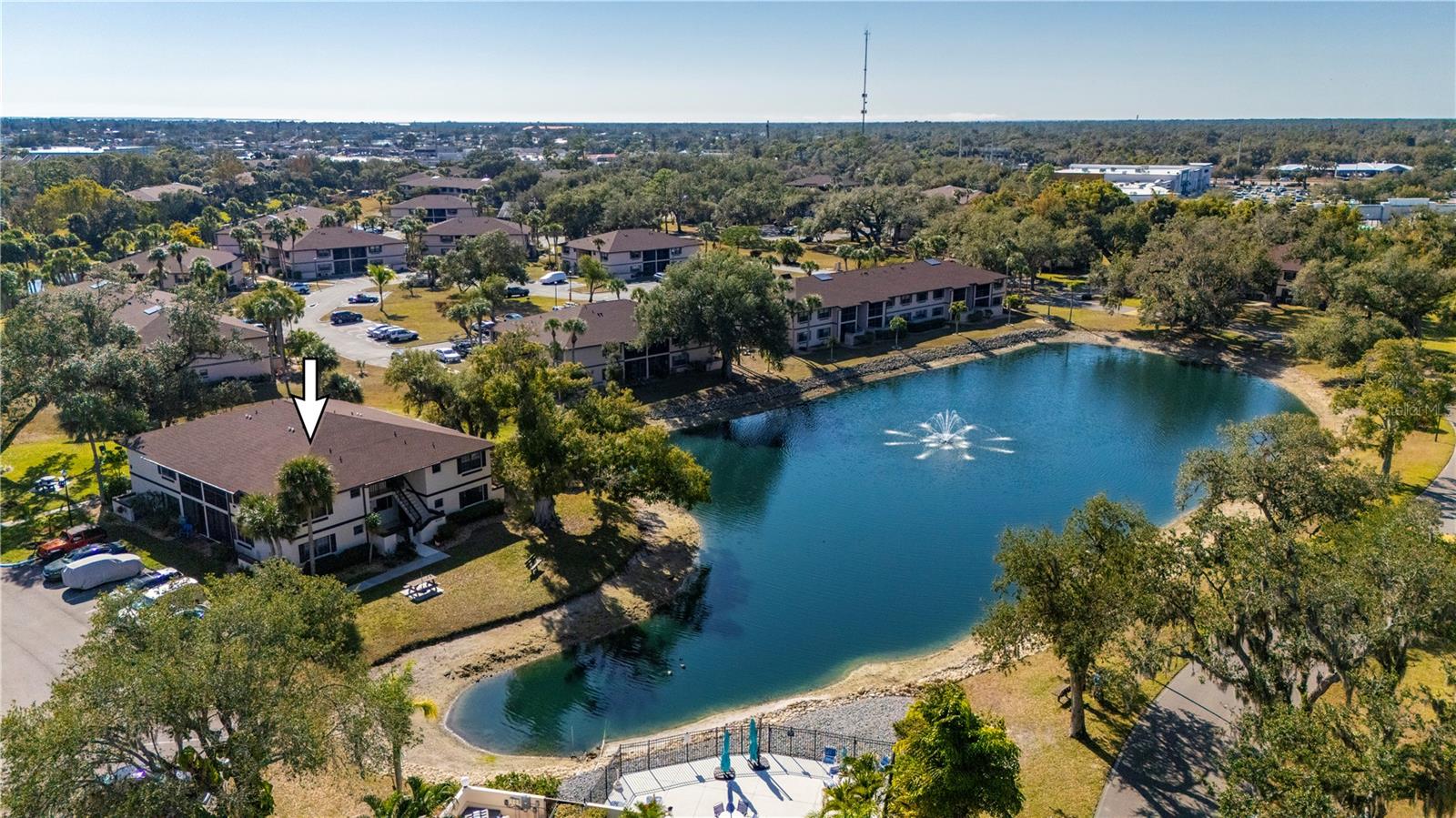 Image 32 of 43 For 19505 Quesada Avenue U203