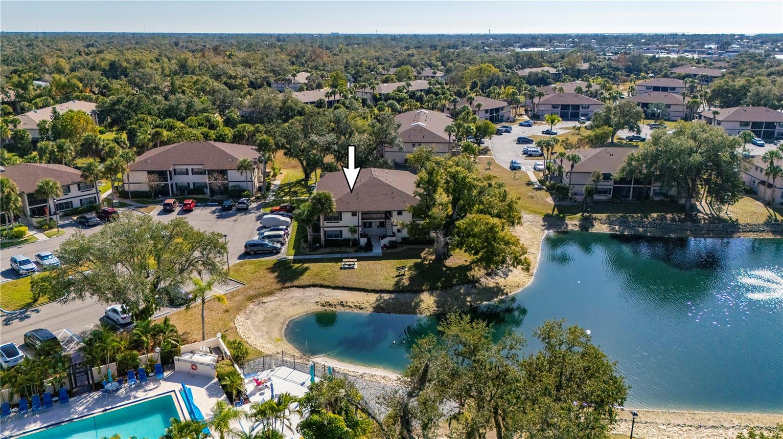 Image 33 of 43 For 19505 Quesada Avenue U203