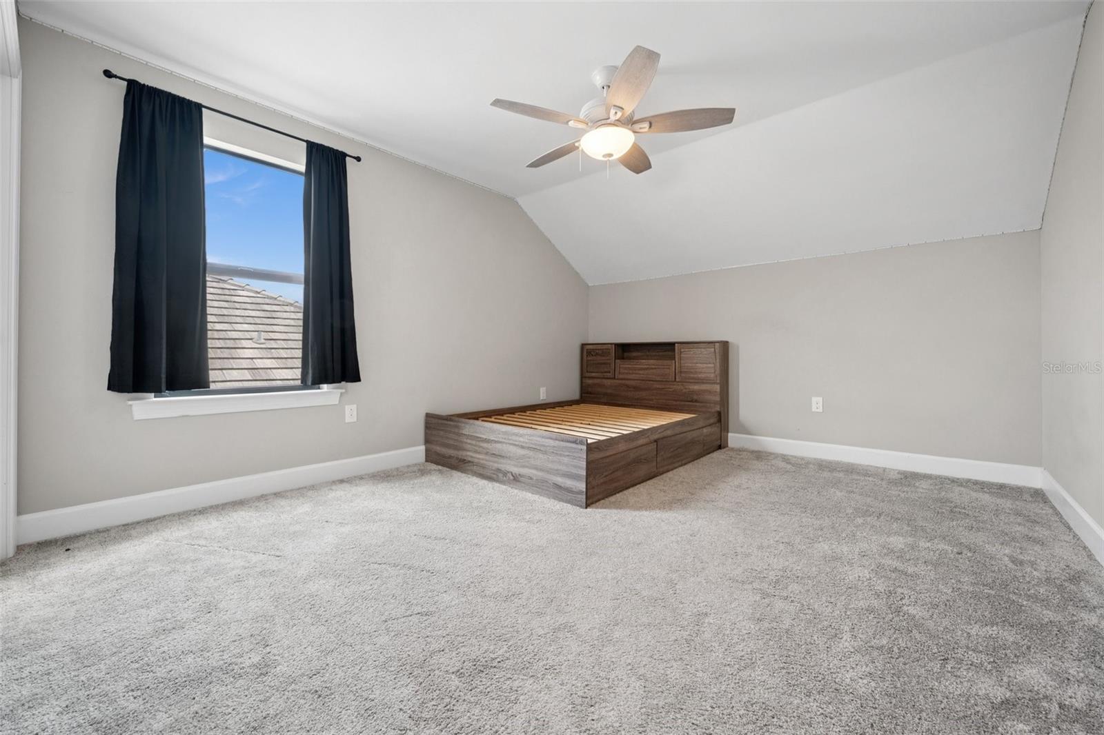 Image 24 of 46 For 17093 Ashford Terrace