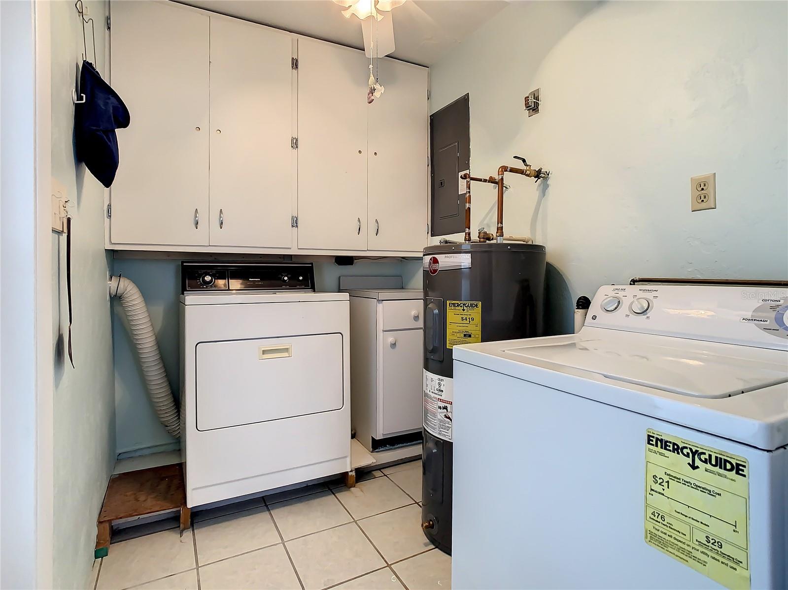 Image 25 of 40 For 22186 Catherine Avenue