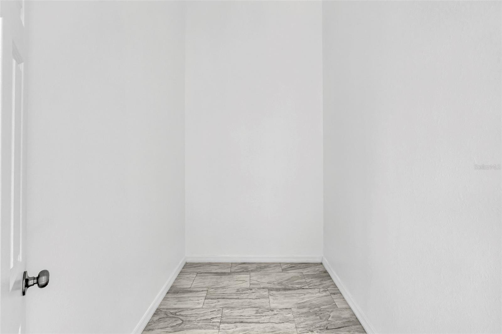 Image 20 of 39 For 15116 Brainbridge Circle