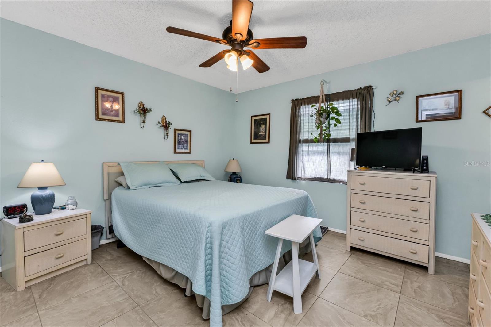 Image 13 of 31 For 1227 Birchcrest Boulevard