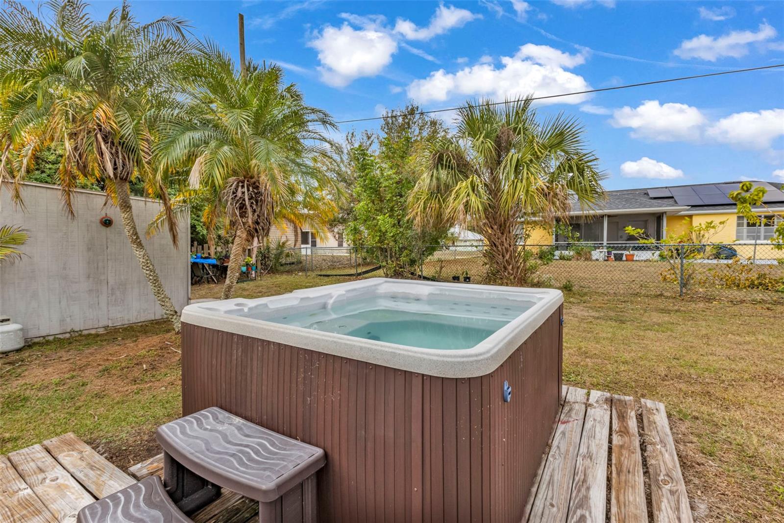 Image 23 of 31 For 1227 Birchcrest Boulevard