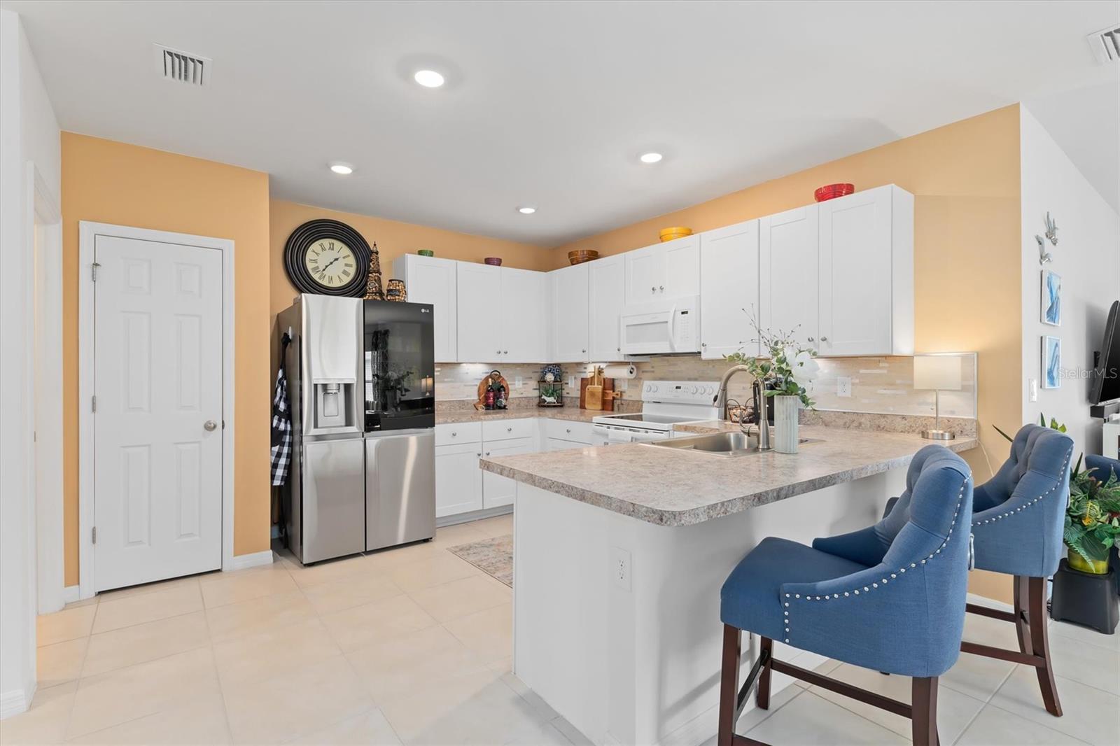 Image 11 of 45 For 7400 Lenox Circle