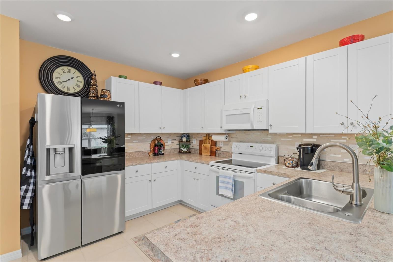 Image 13 of 45 For 7400 Lenox Circle