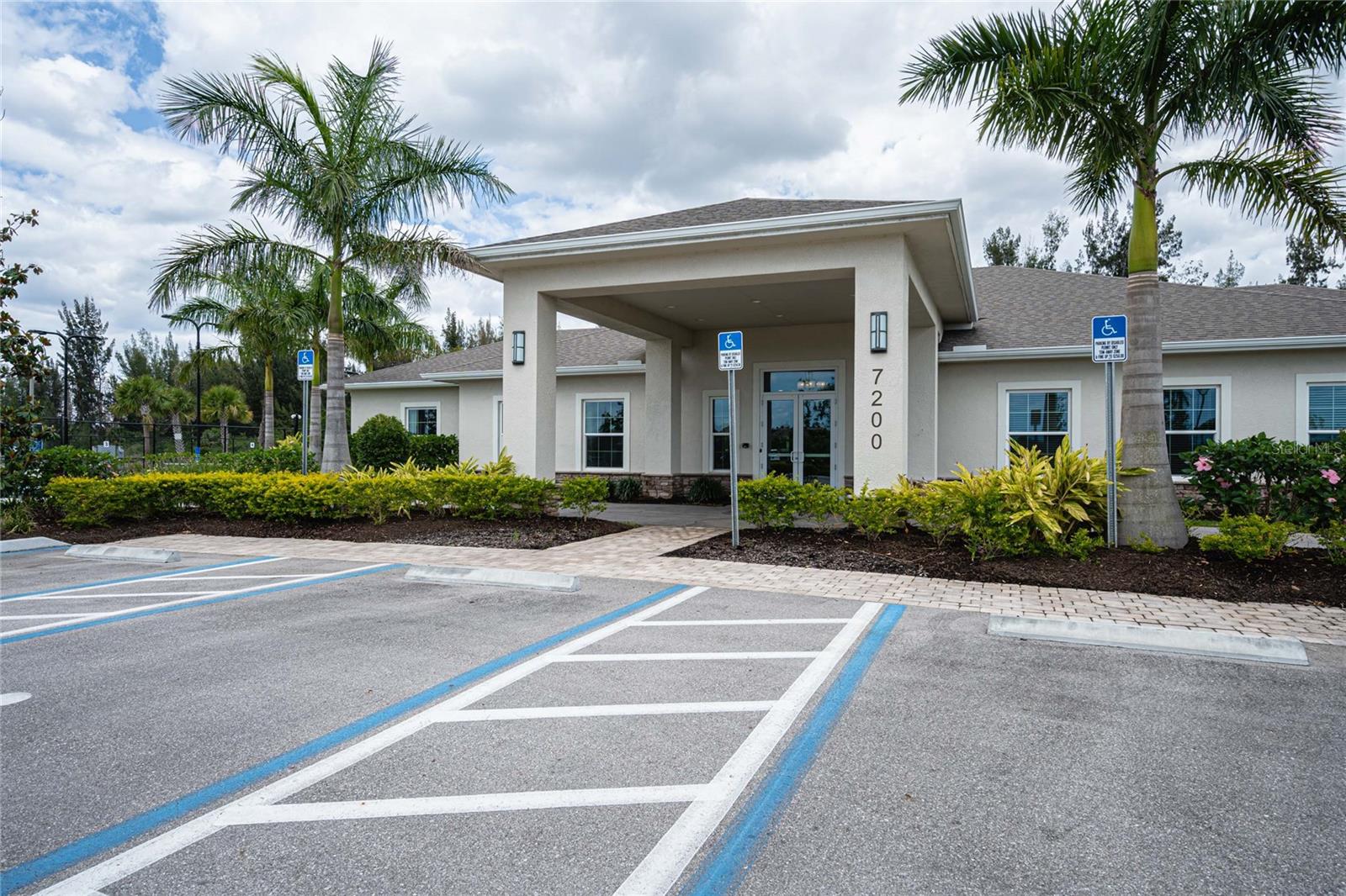 Image 37 of 45 For 7400 Lenox Circle