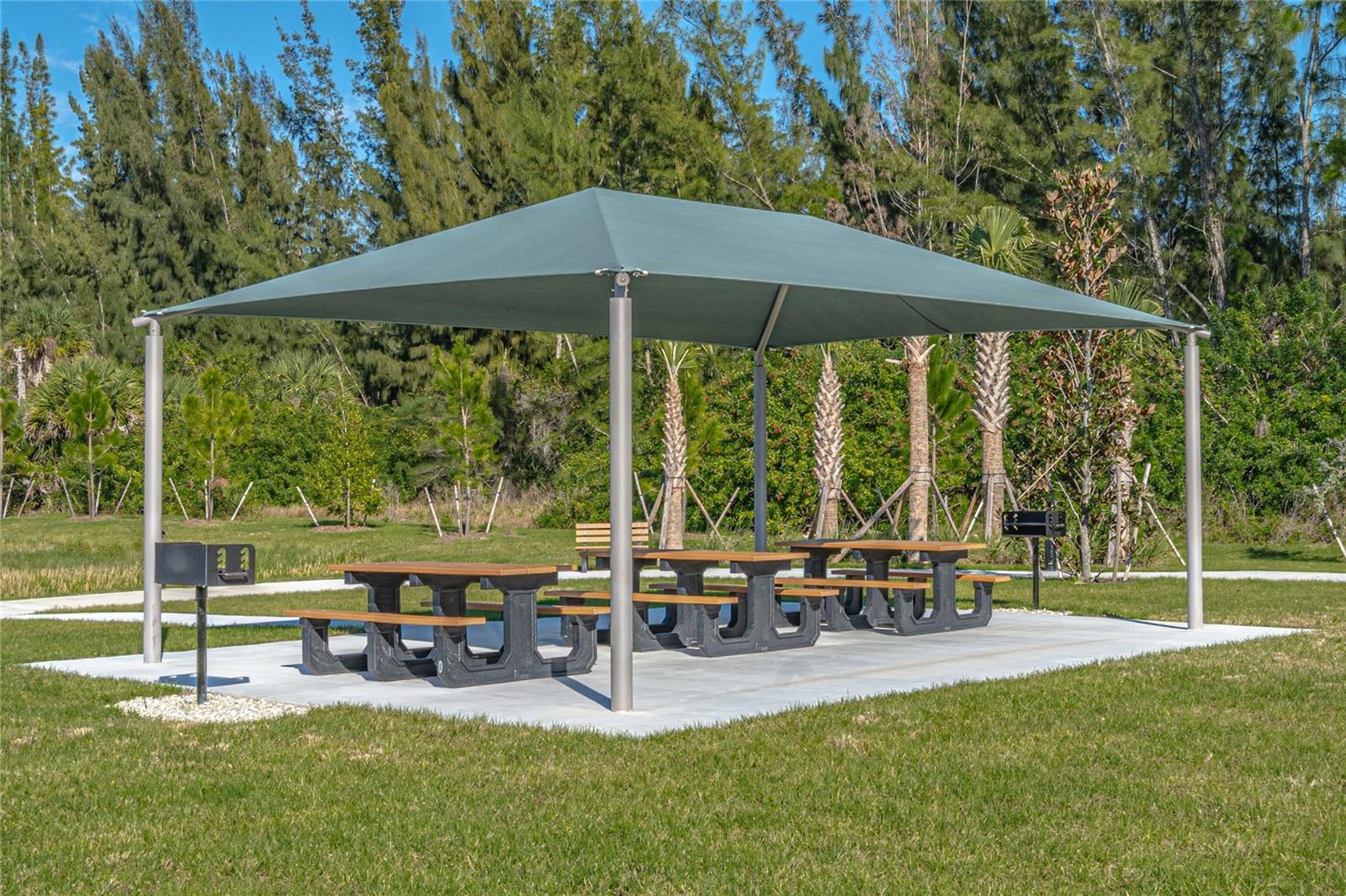 Image 38 of 45 For 7400 Lenox Circle