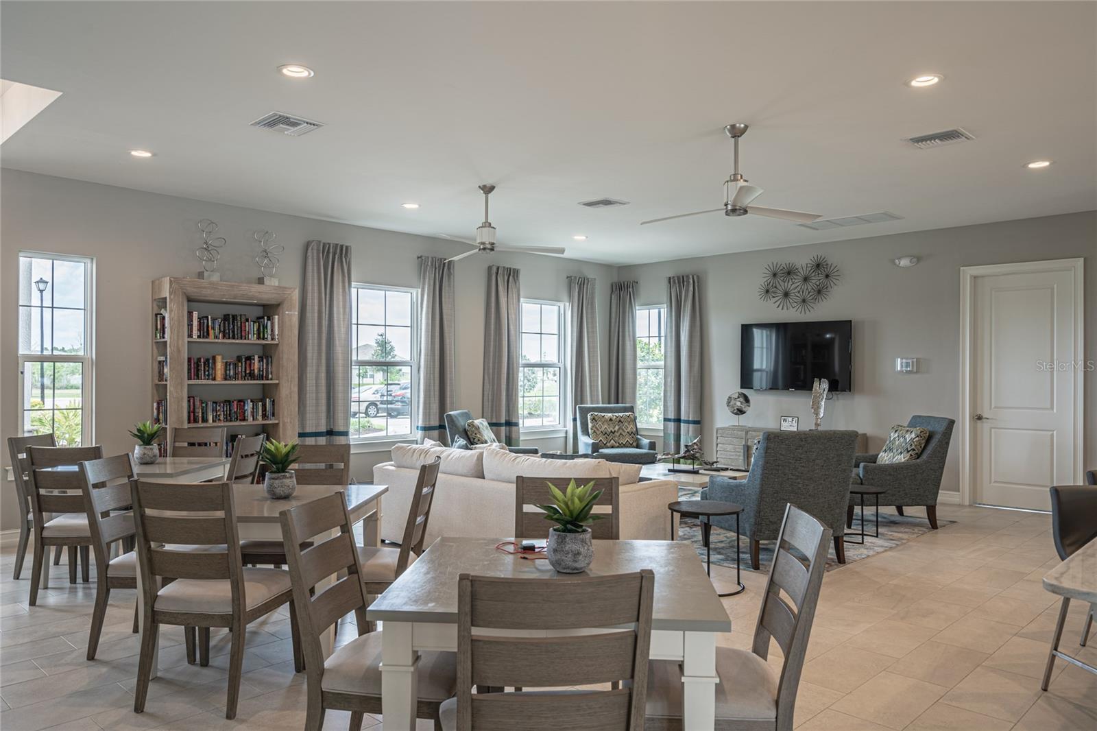 Image 43 of 45 For 7400 Lenox Circle