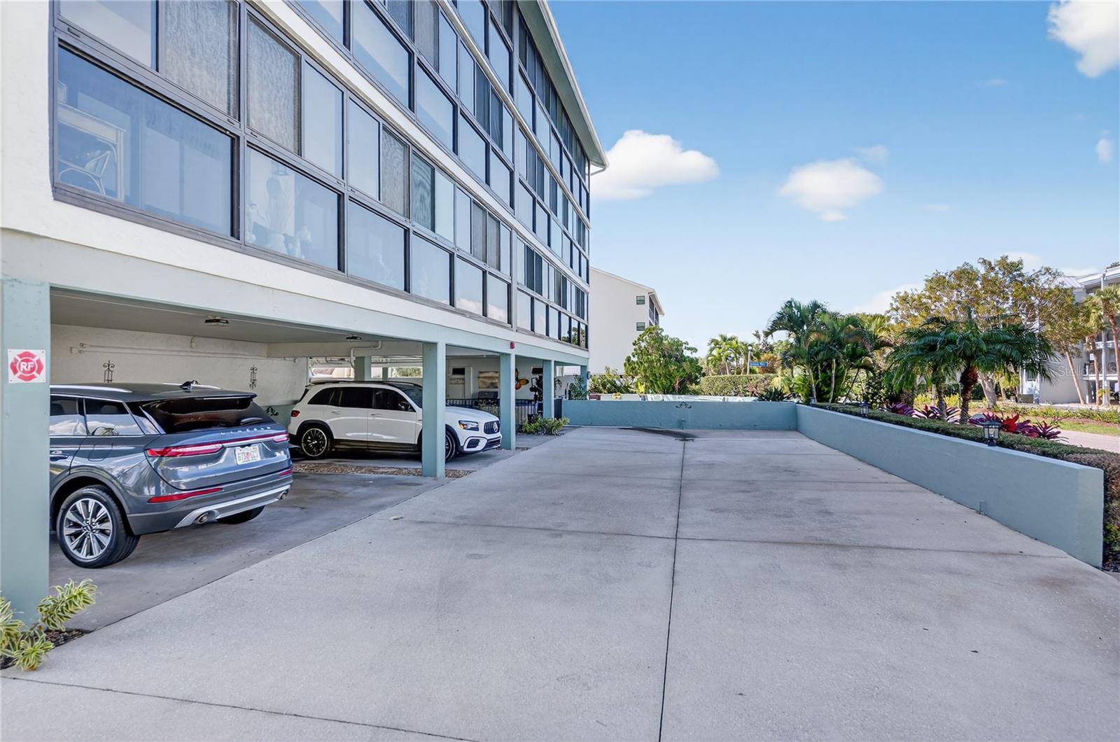 Image 12 of 55 For 1765 Jamaica Way 101