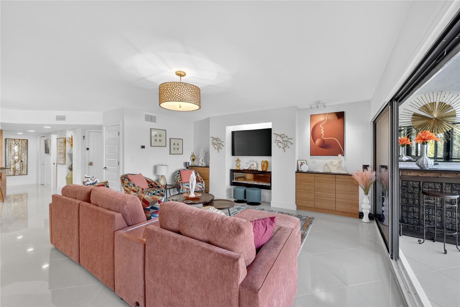 Image 26 of 55 For 1765 Jamaica Way 101