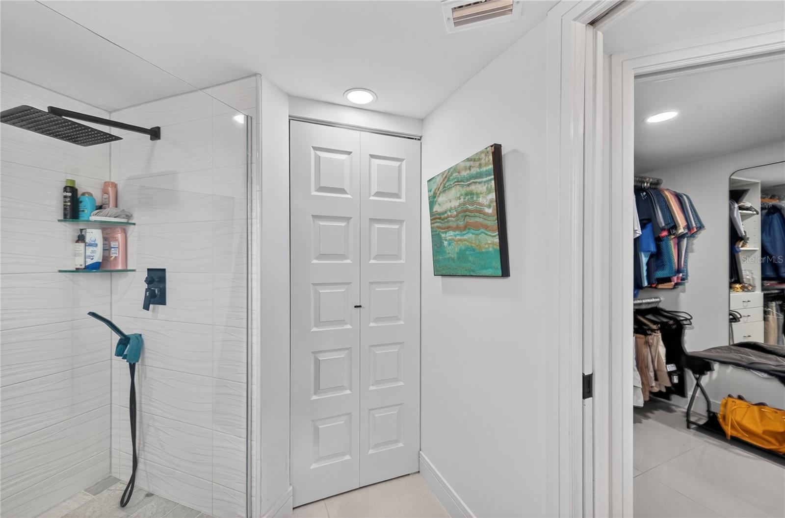 Image 33 of 55 For 1765 Jamaica Way 101