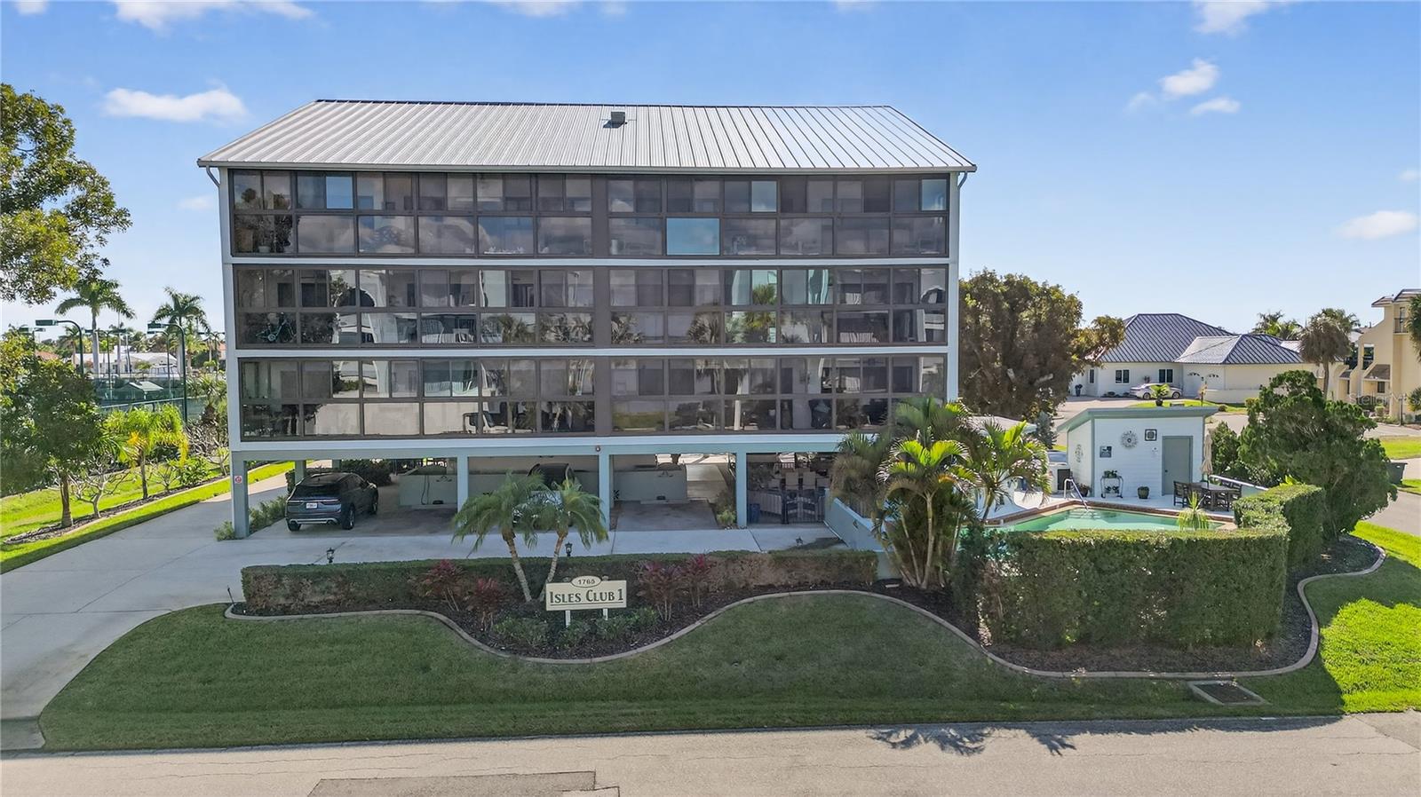 Image 45 of 55 For 1765 Jamaica Way 101