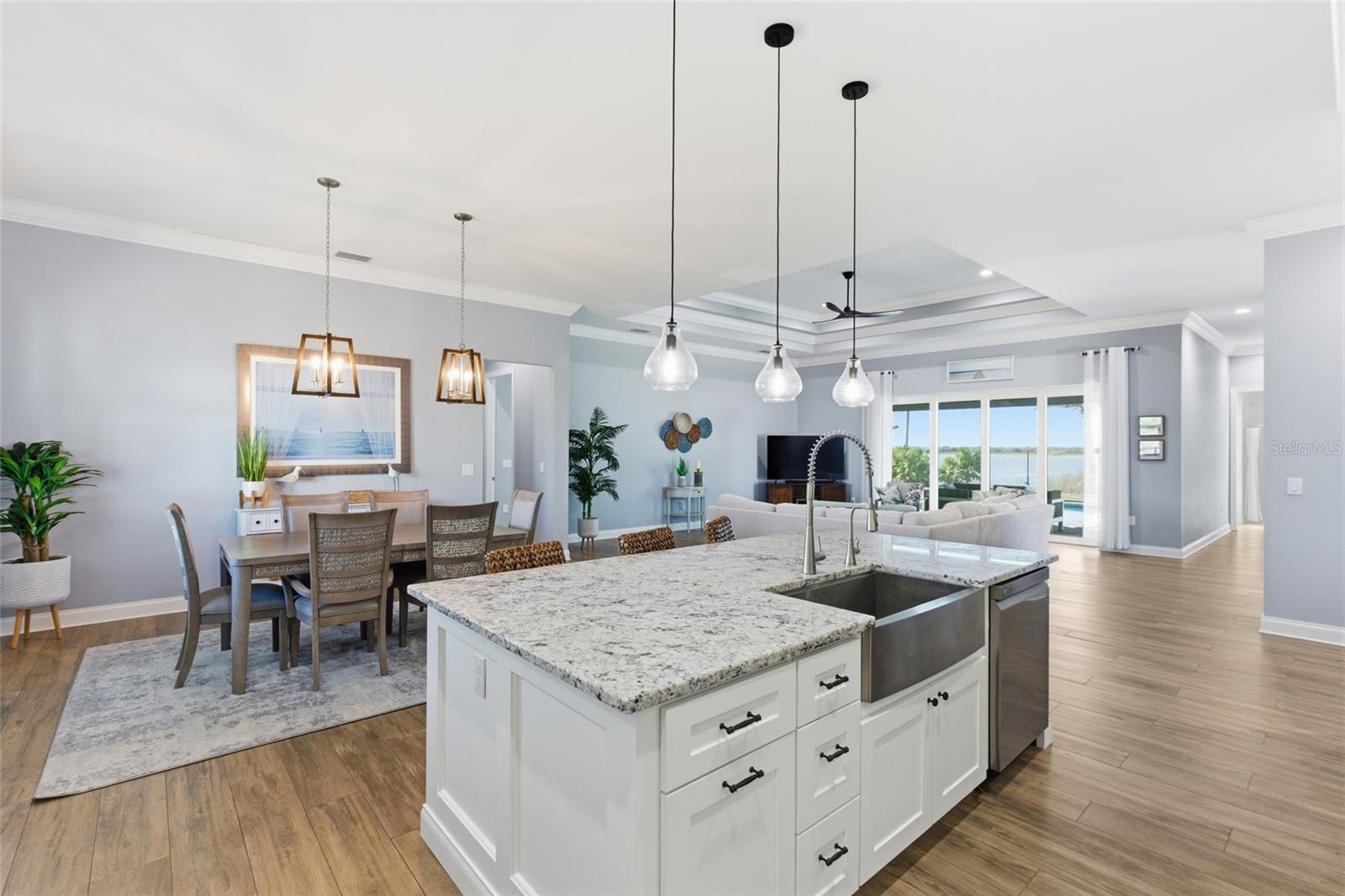 Image 16 of 81 For 29527 Leah Road