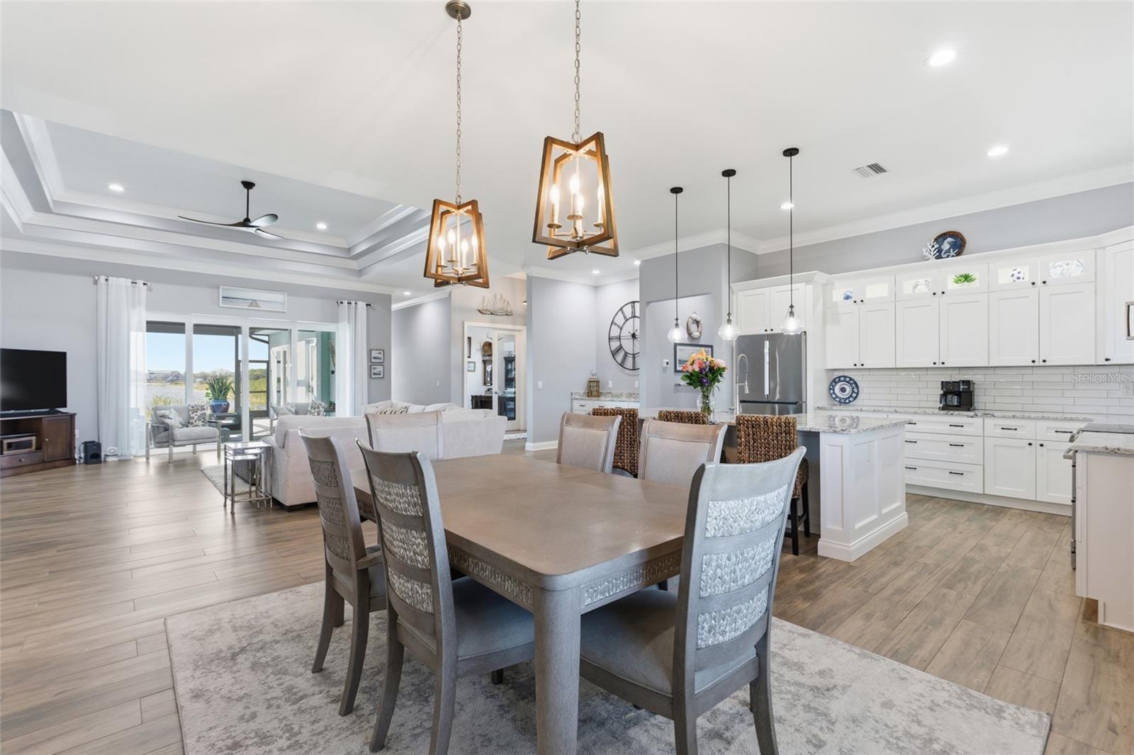 Image 18 of 81 For 29527 Leah Road