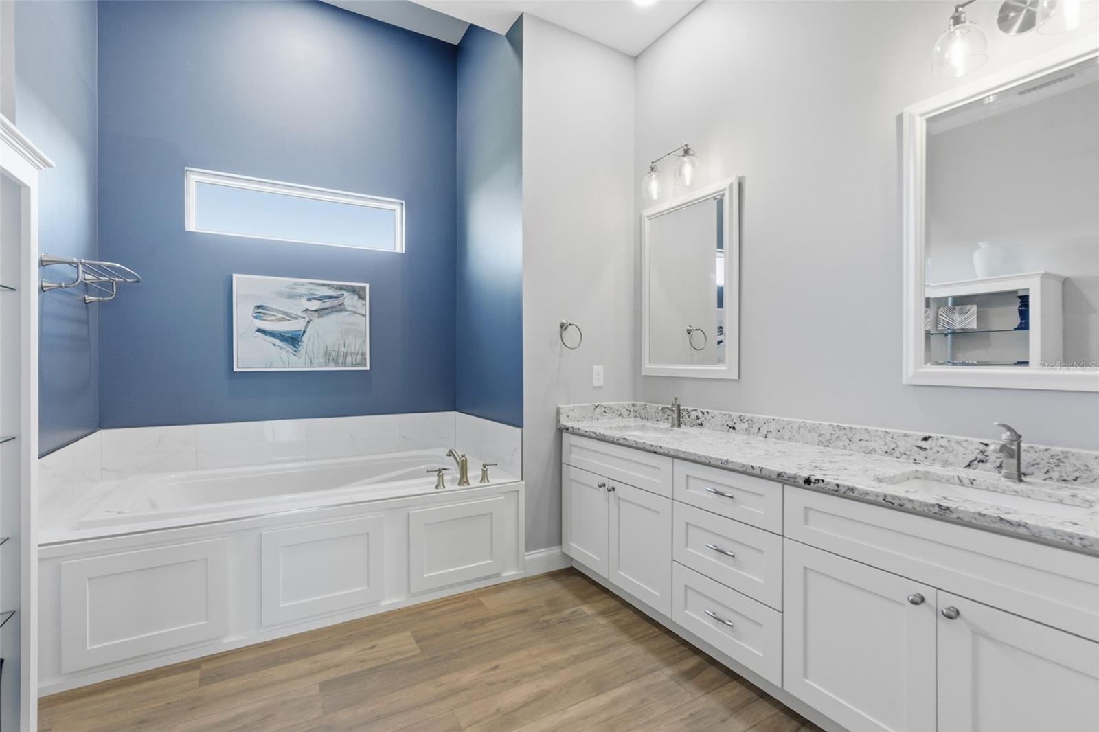 Image 23 of 81 For 29527 Leah Road