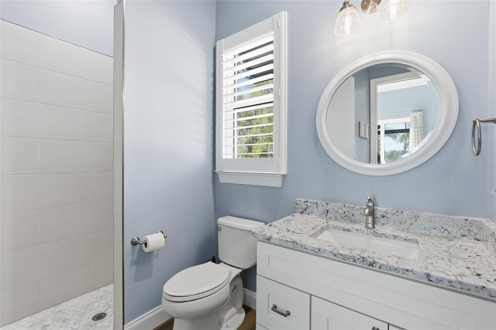 Image 31 of 81 For 29527 Leah Road